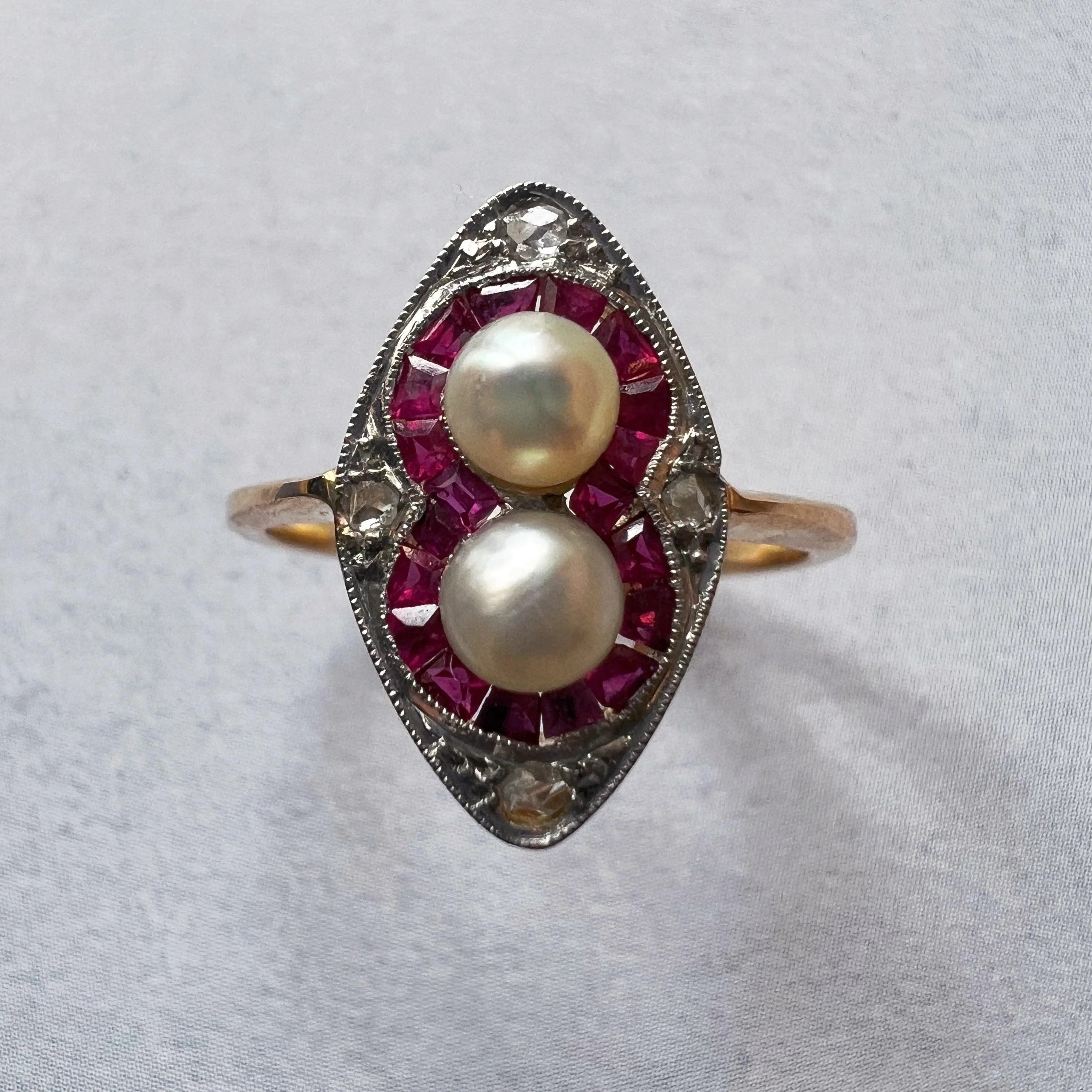 Art Deco era 18K gold pearl ruby diamond ring - Curiously timeless