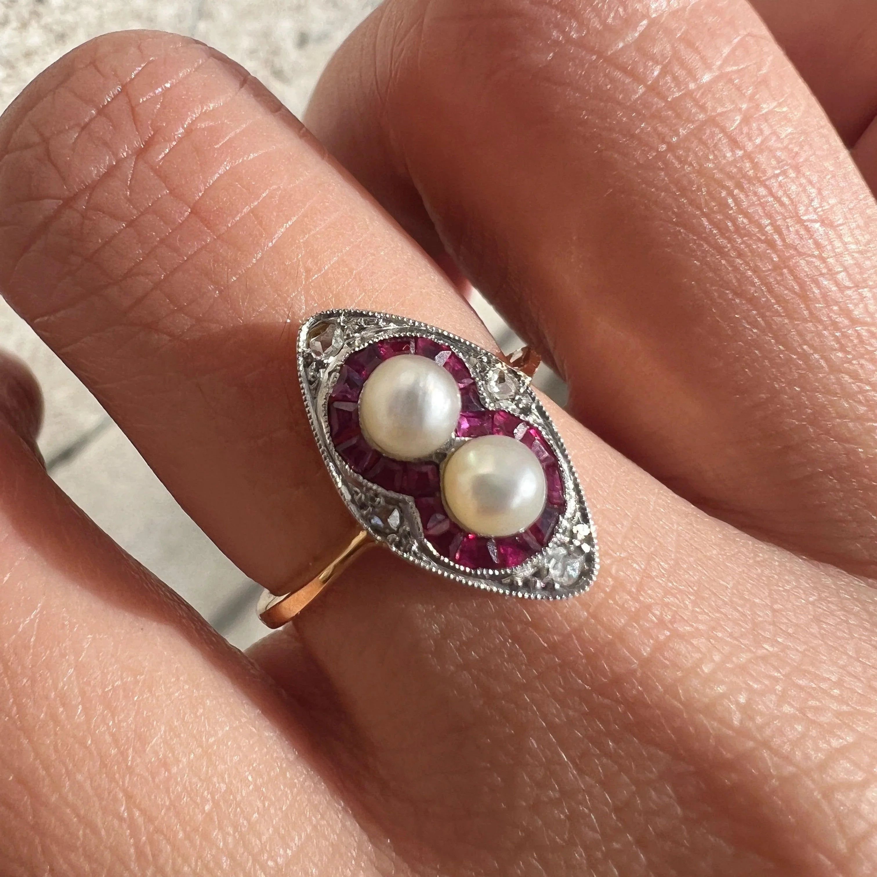 Art Deco era 18K gold pearl ruby diamond ring - Curiously timeless