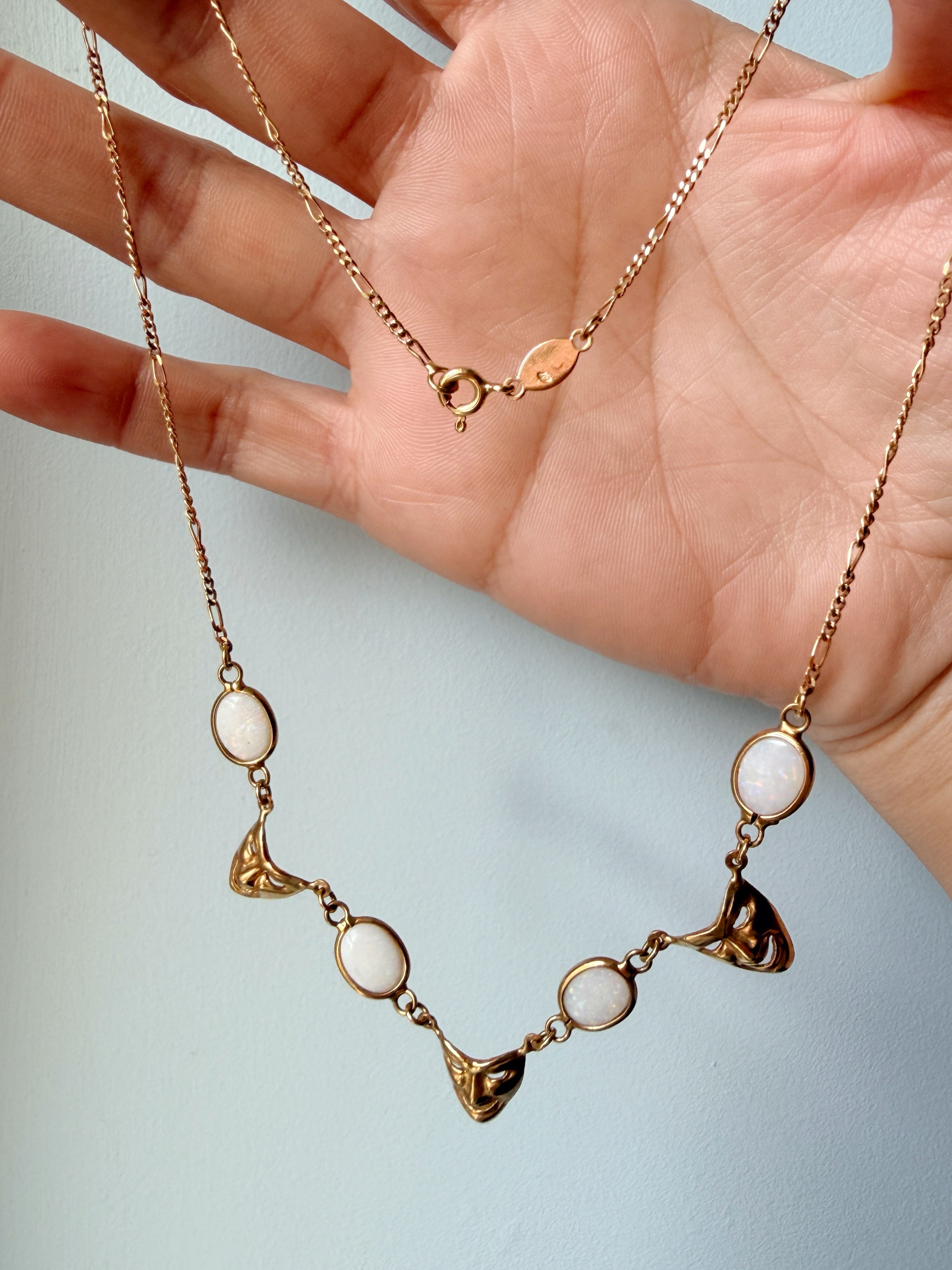 Vintage 18K Yellow Gold White Opals Venetian Mask Necklace