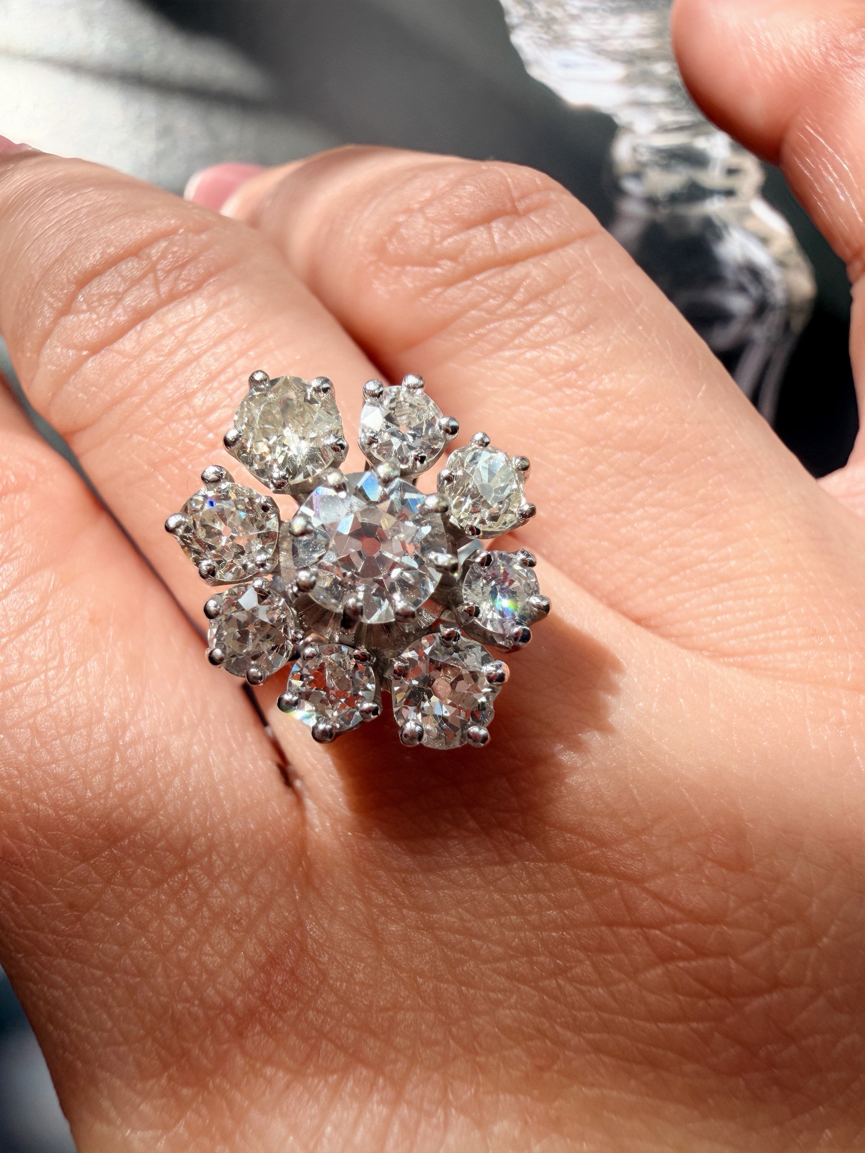 Vintage 18K Gold 2.95cts Old Mine Cut Diamond Cluster Ring