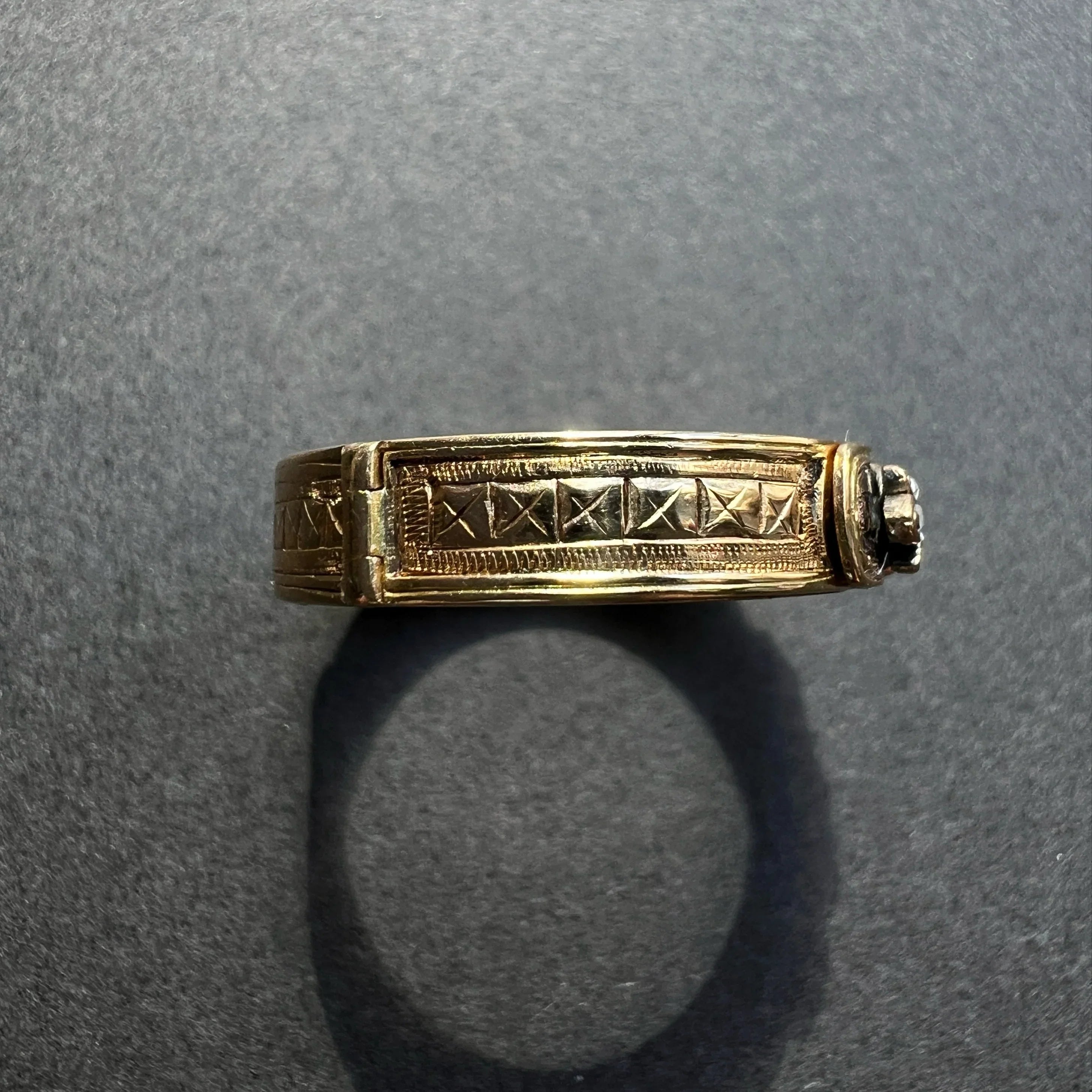 Antique French work 18K Gold Secret Compartment Diamond Forget-Me-Not Flower