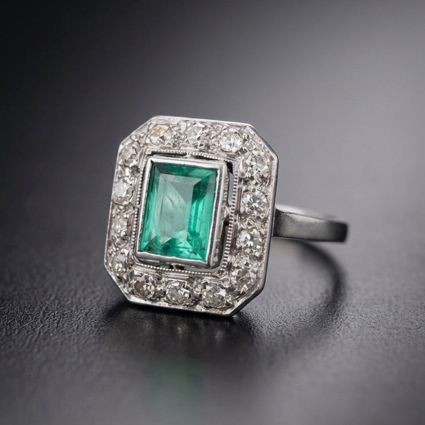 French Art Deco Emerald Diamond Platinum Ring