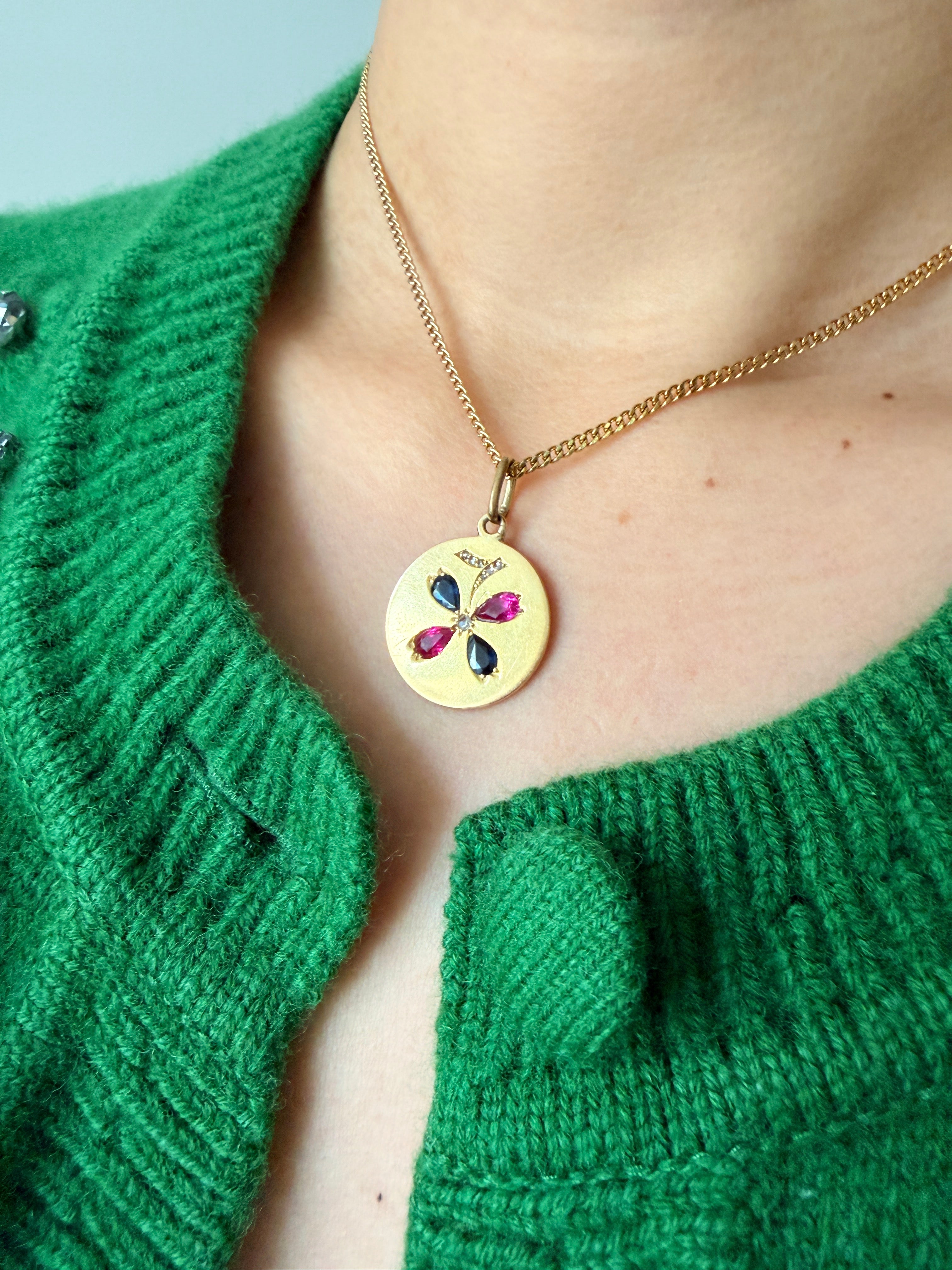 Antique 18K yellow gold gemstone clover lucky “7” pendant