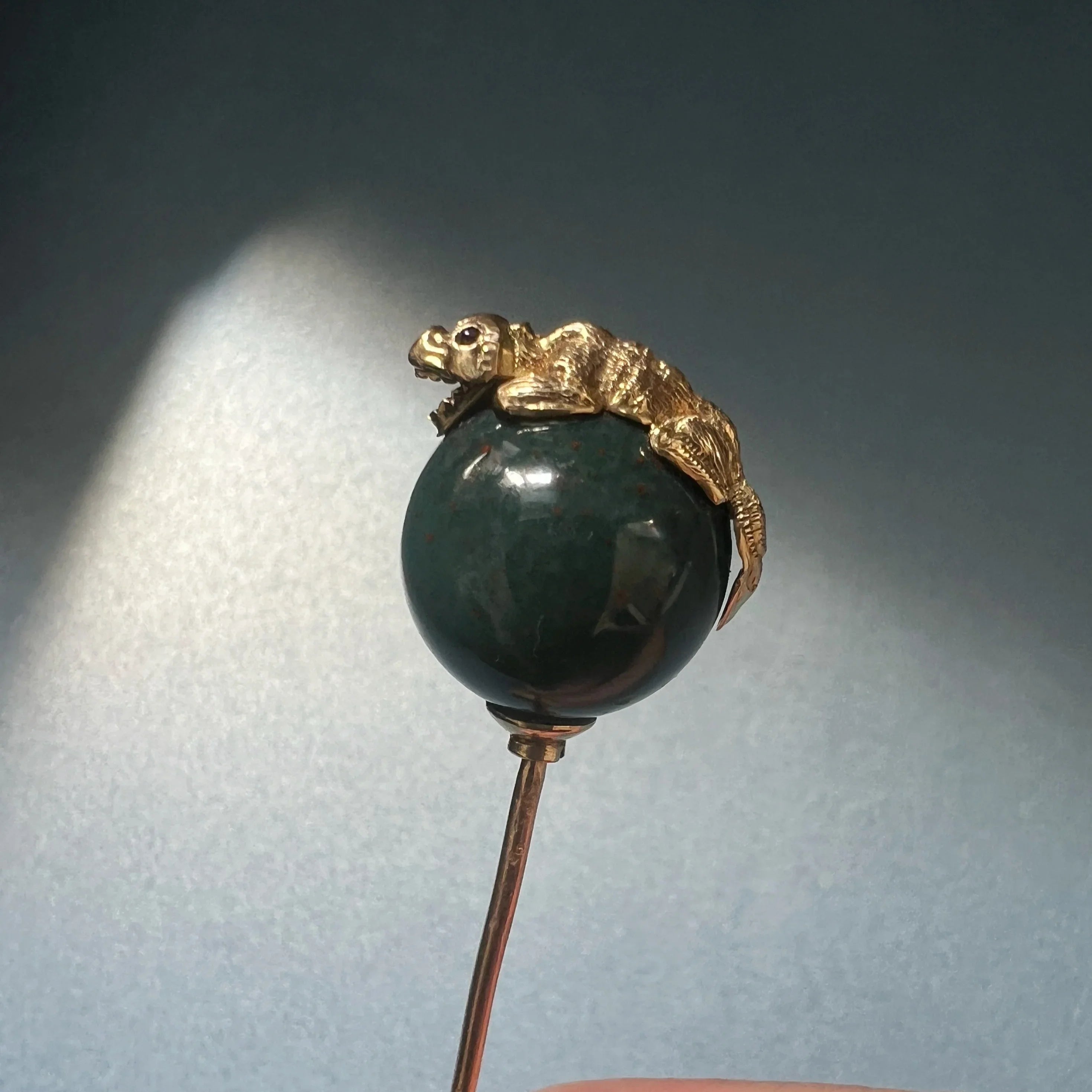 Victorian 18K Gold Bloodstone Crocodile/Lizard Stick Pin