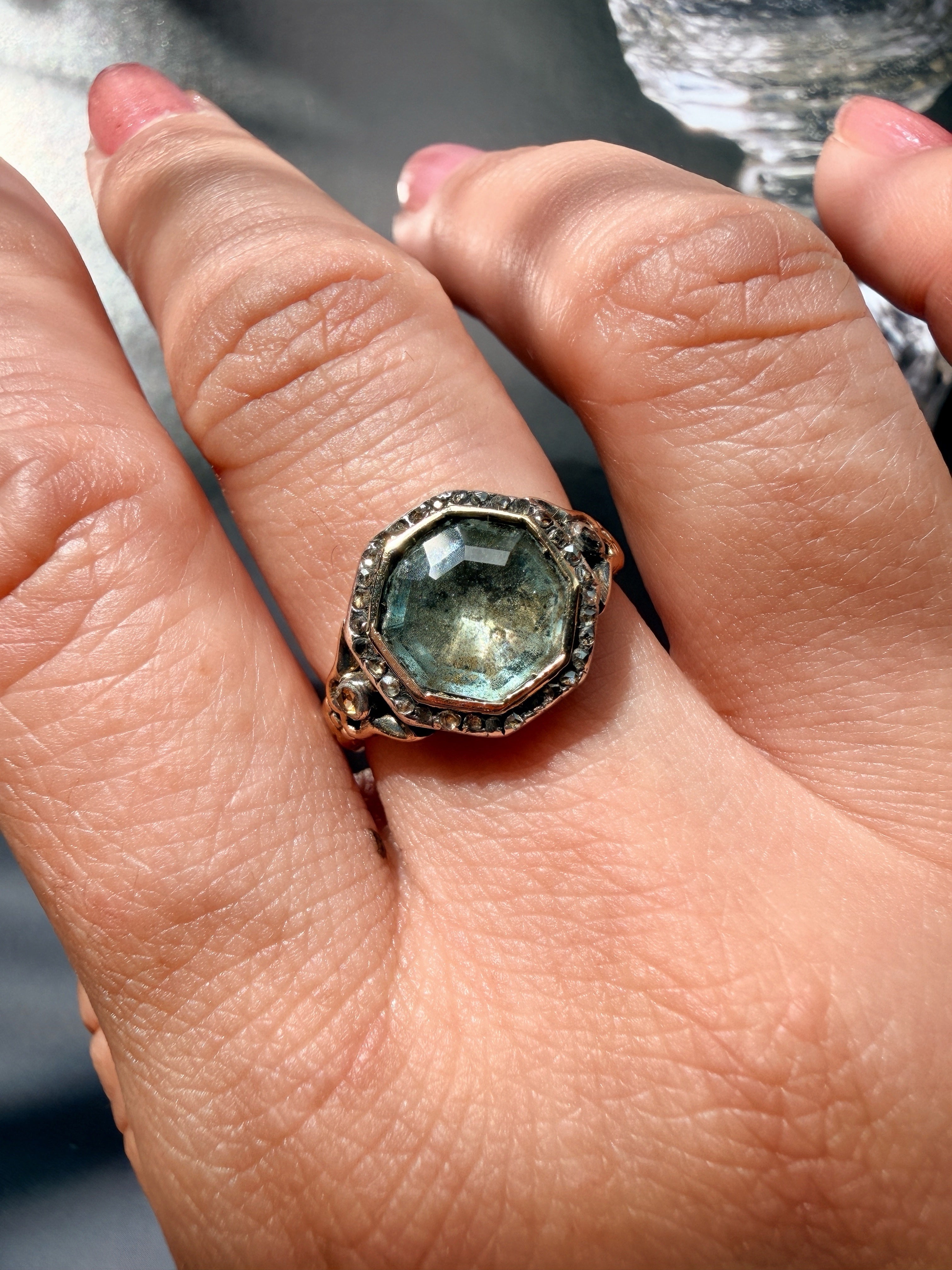 Georgian era French 18K gold Aquamarine diamond ring