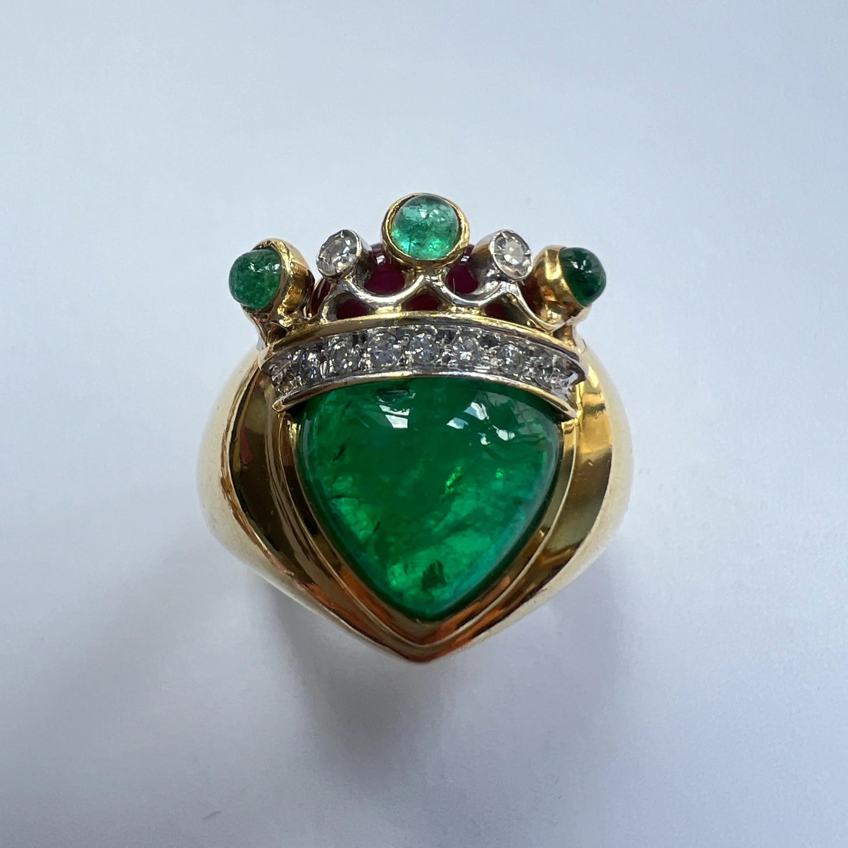 Maria Grazia Baldan 18K yellow gold Emerald & Diamonds crowned heart Ring