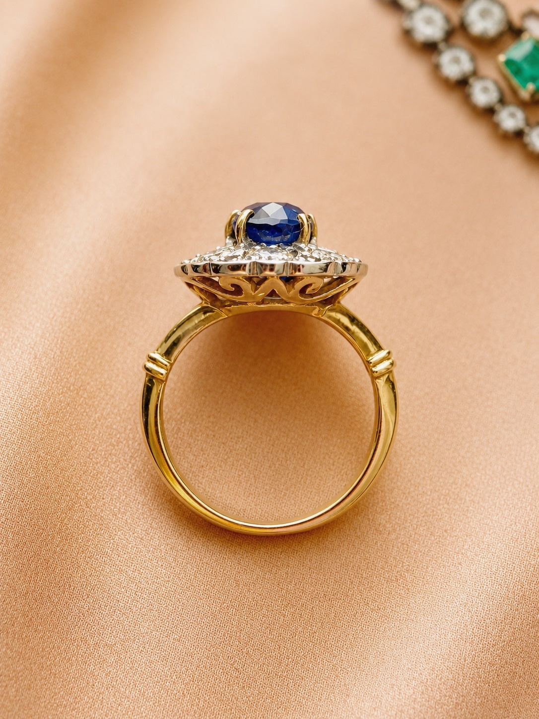 French Vintage 18K Gold Natural Sapphire & Diamond Floral Ring