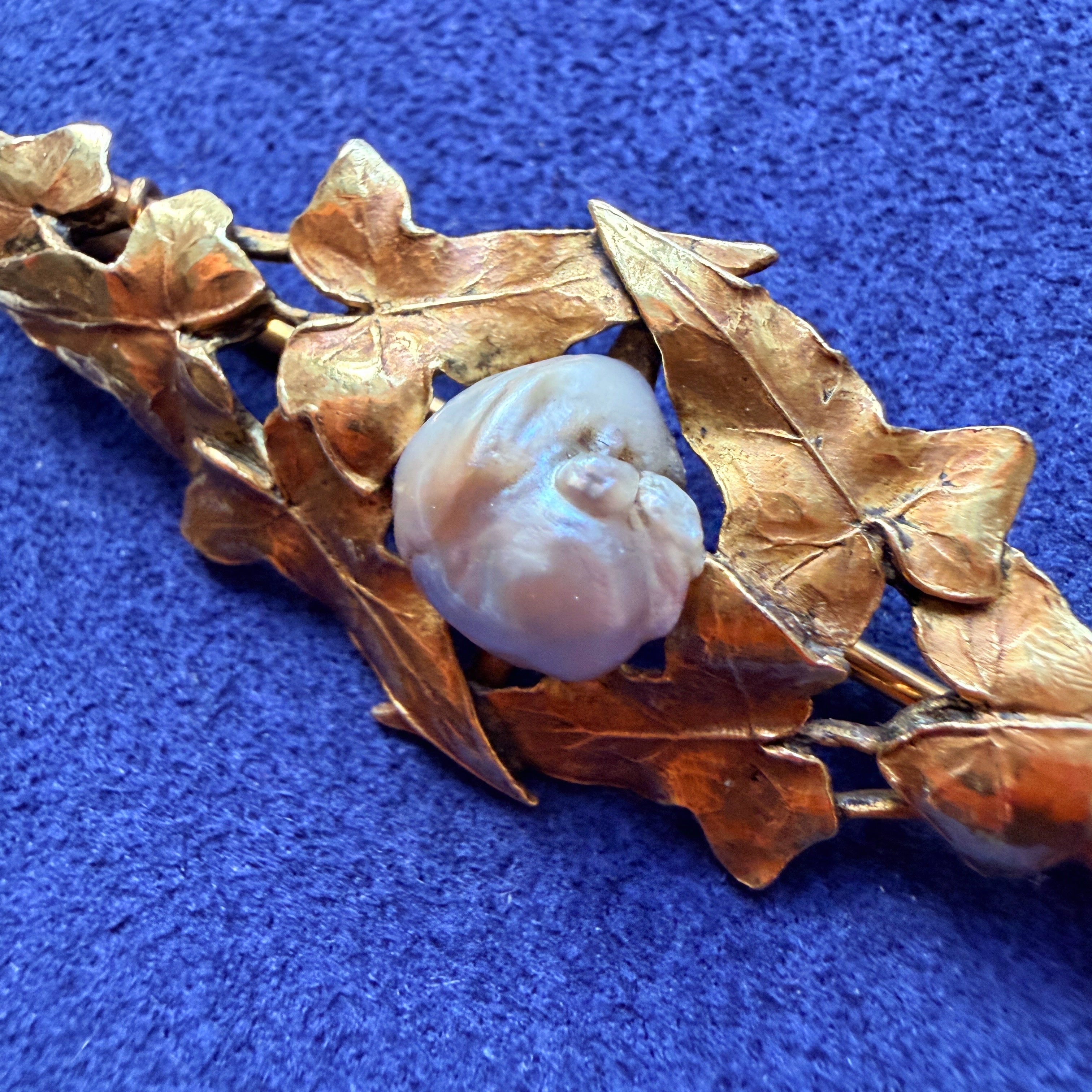 HENRI MIAULT Art Nouveau 18K ivy leaf brooch, certified natural pearl