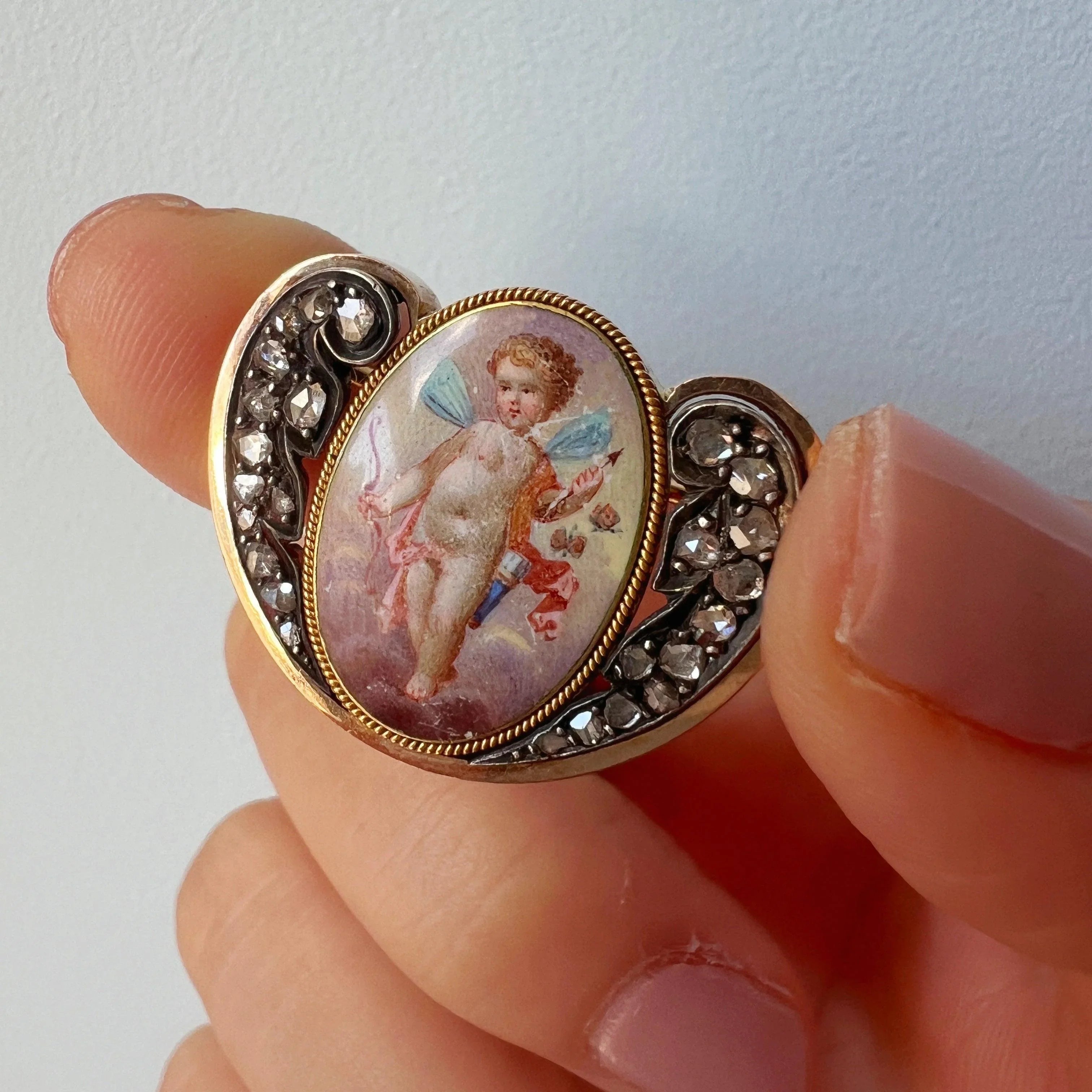 Victorian 18K gold cupid butterfly rose cut diamond brooch - Curiously timeless