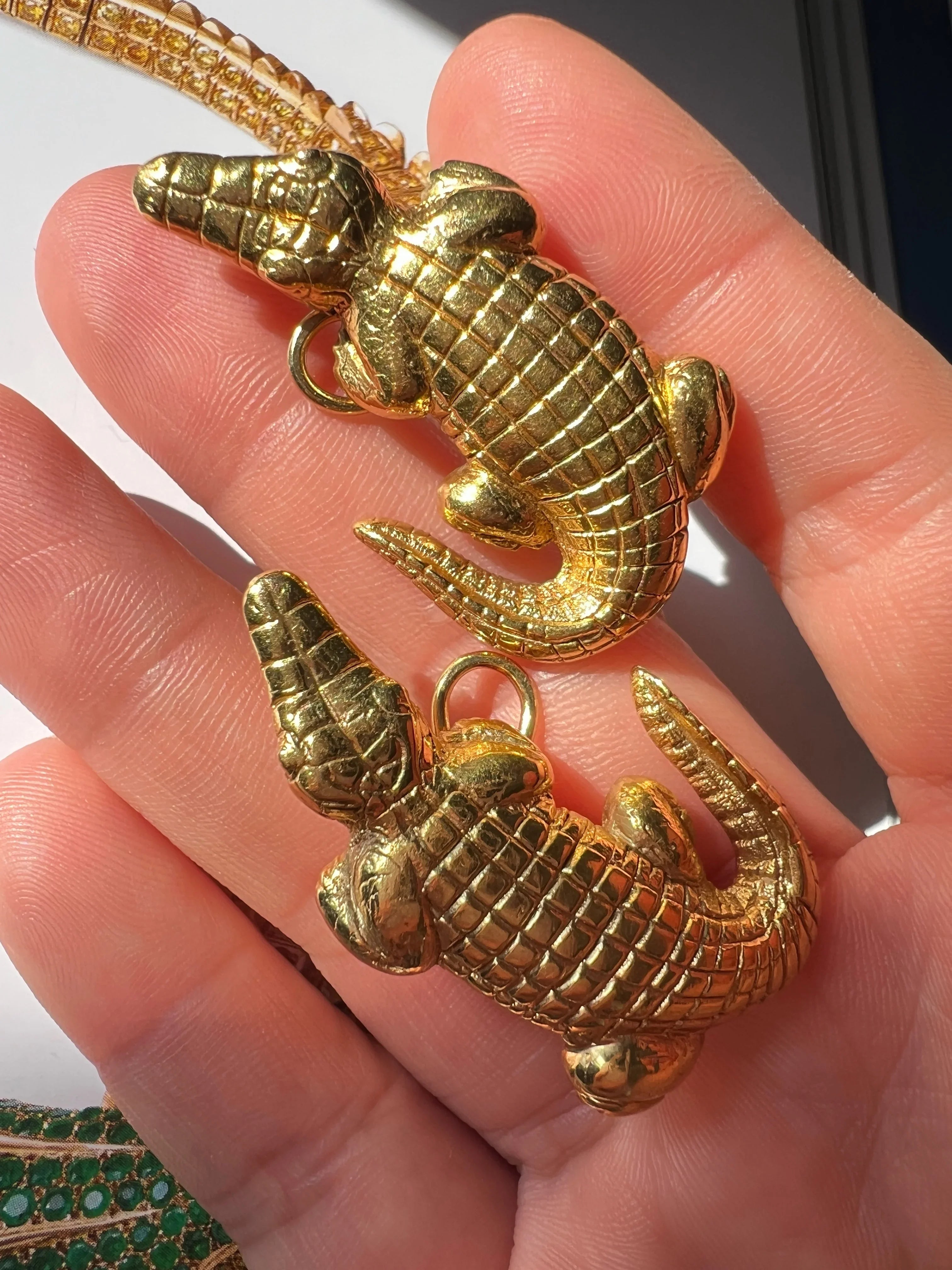 Magnificent Vintage 18K Yellow Gold Crocodile Earrings
