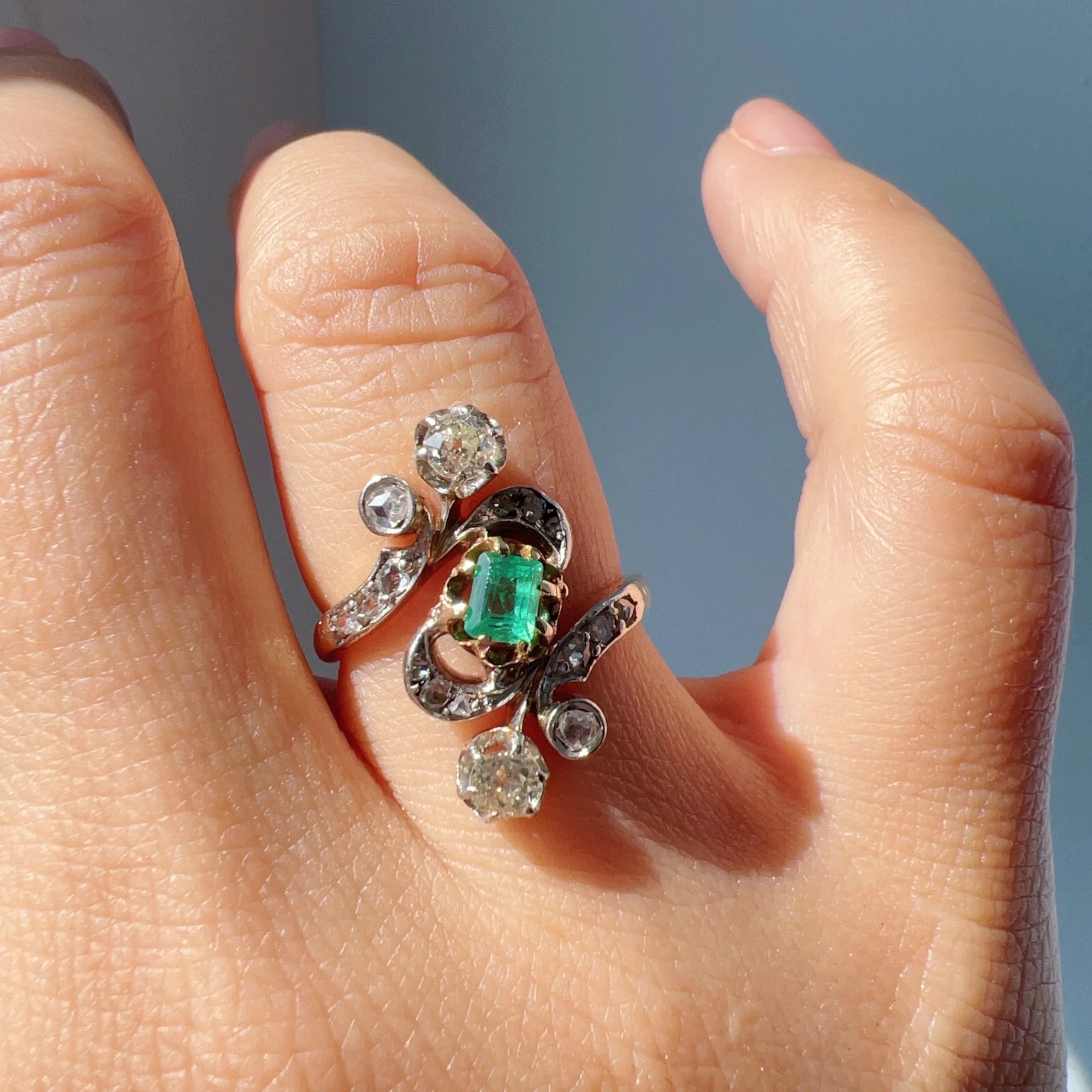 Victorian 18K Gold scroll Emerald & Diamond Ring
