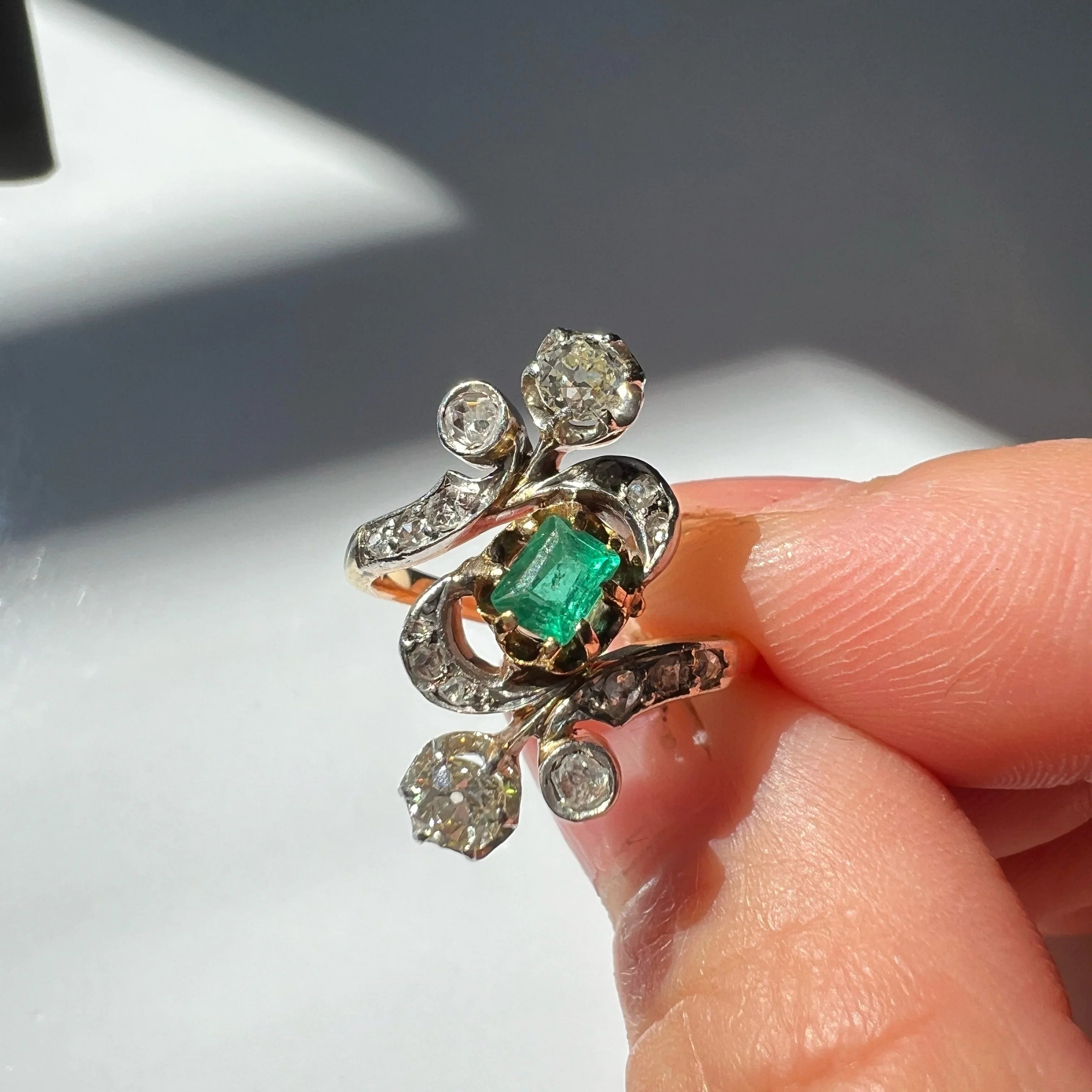 Victorian 18K Gold scroll Emerald & Diamond Ring