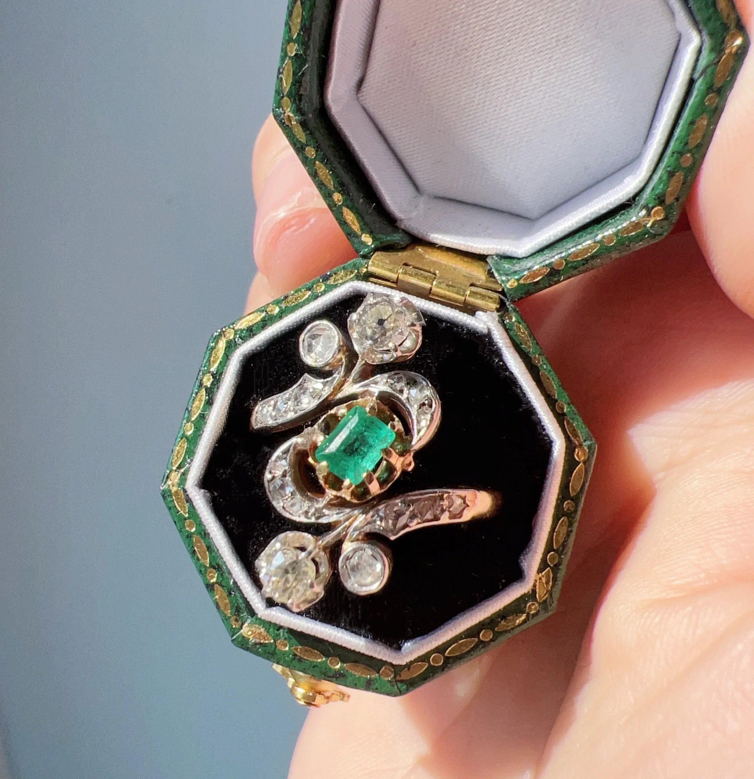 Victorian 18K Gold scroll Emerald & Diamond Ring