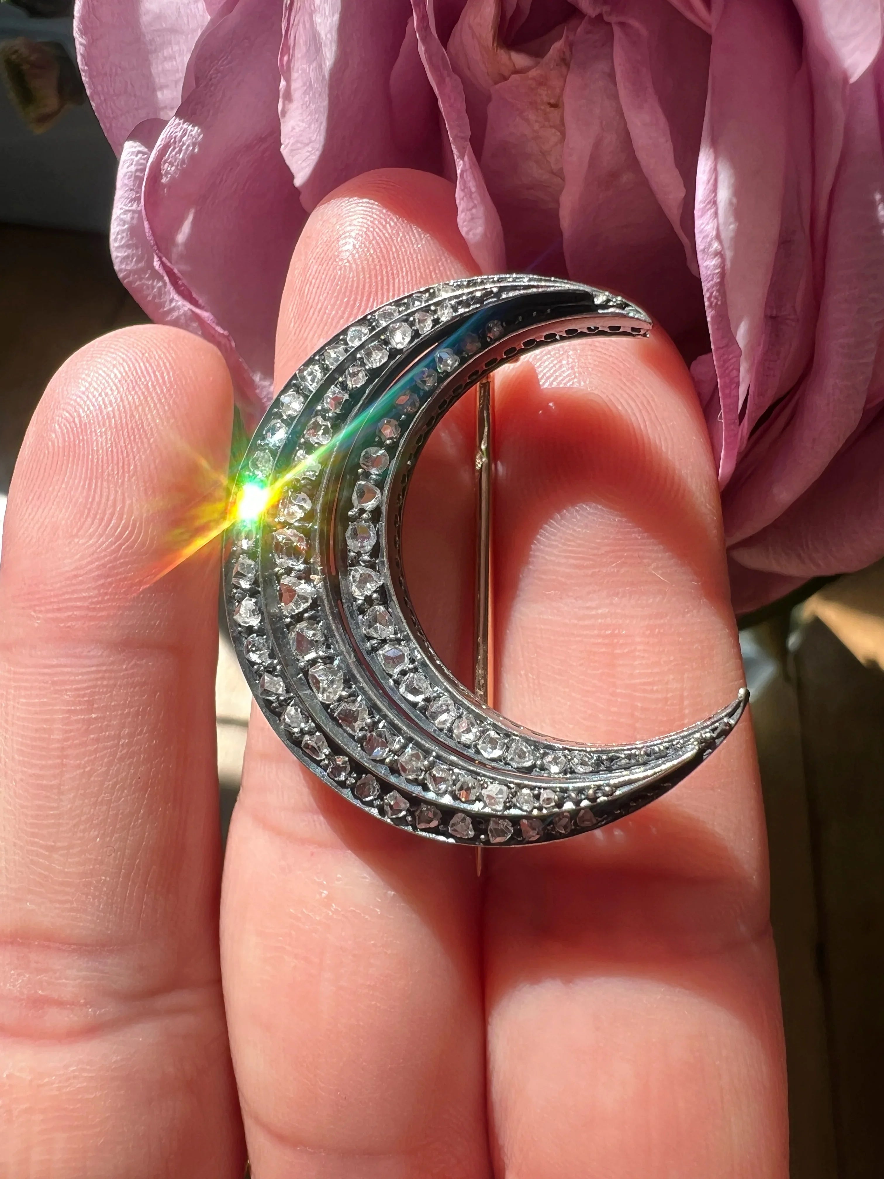 Victorian 18K Gold Rose-Cut Diamond Crescent Moon Brooch