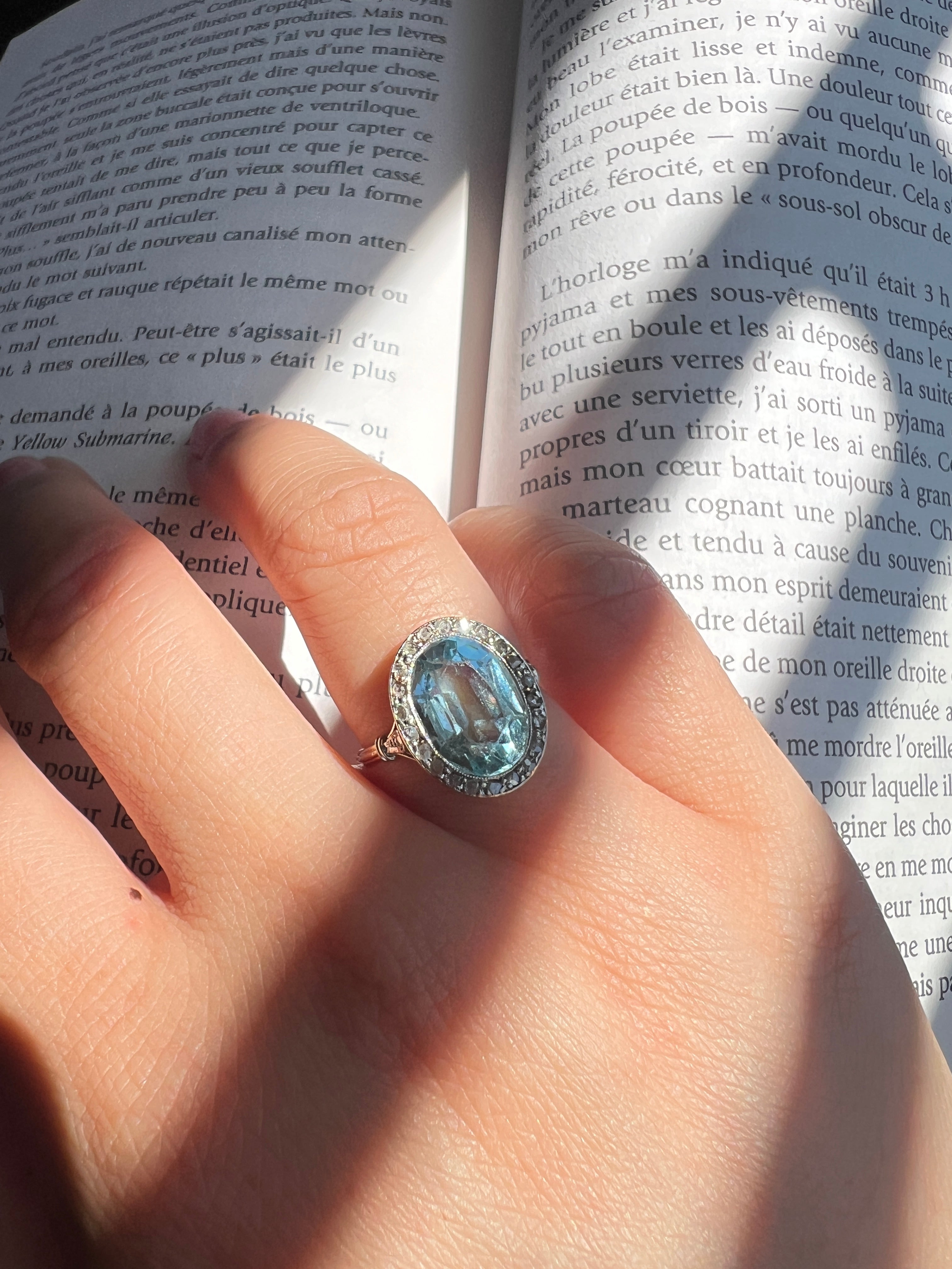 Edwardian era 18K Gold Aquamarine Diamond Ring