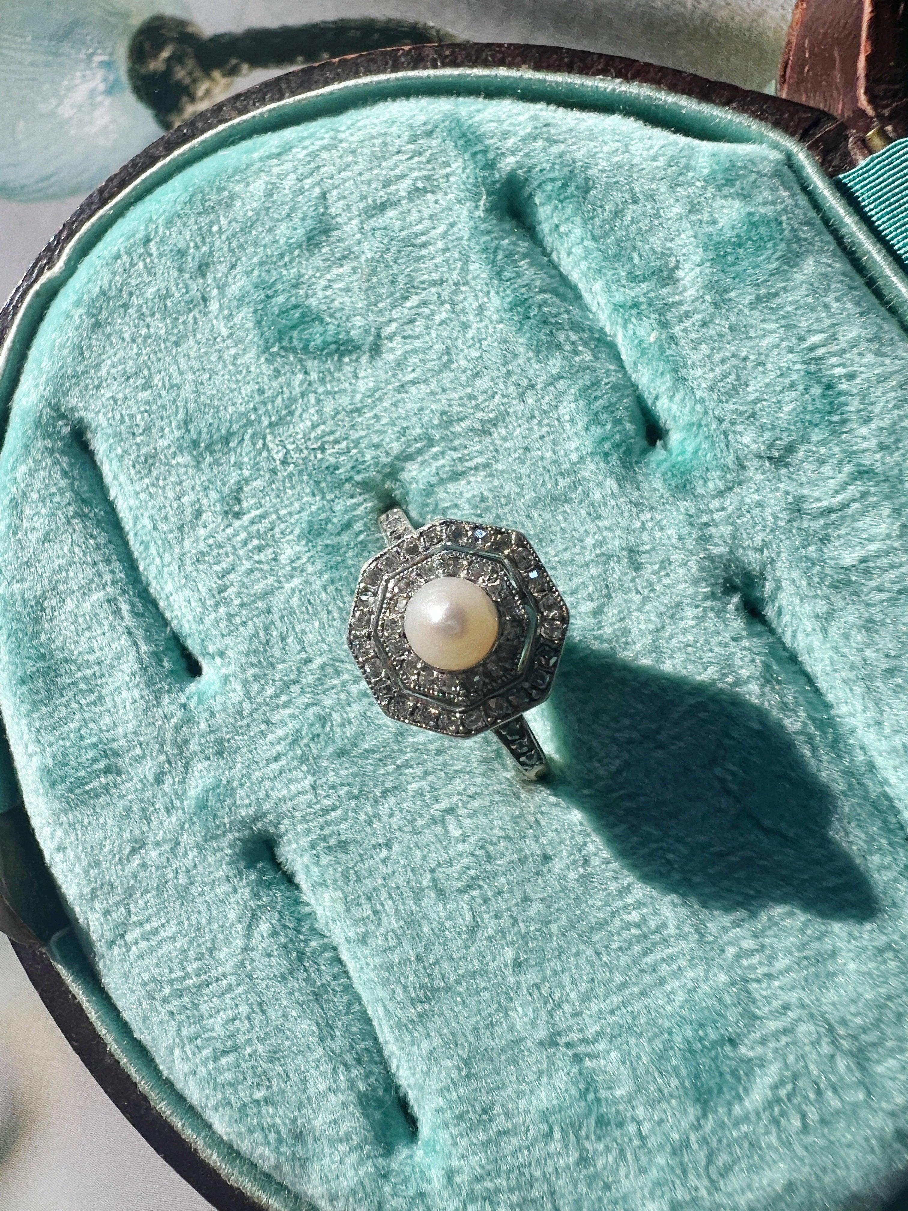 Art Deco 18K gold platinum diamond pearl ring - Curiously timeless