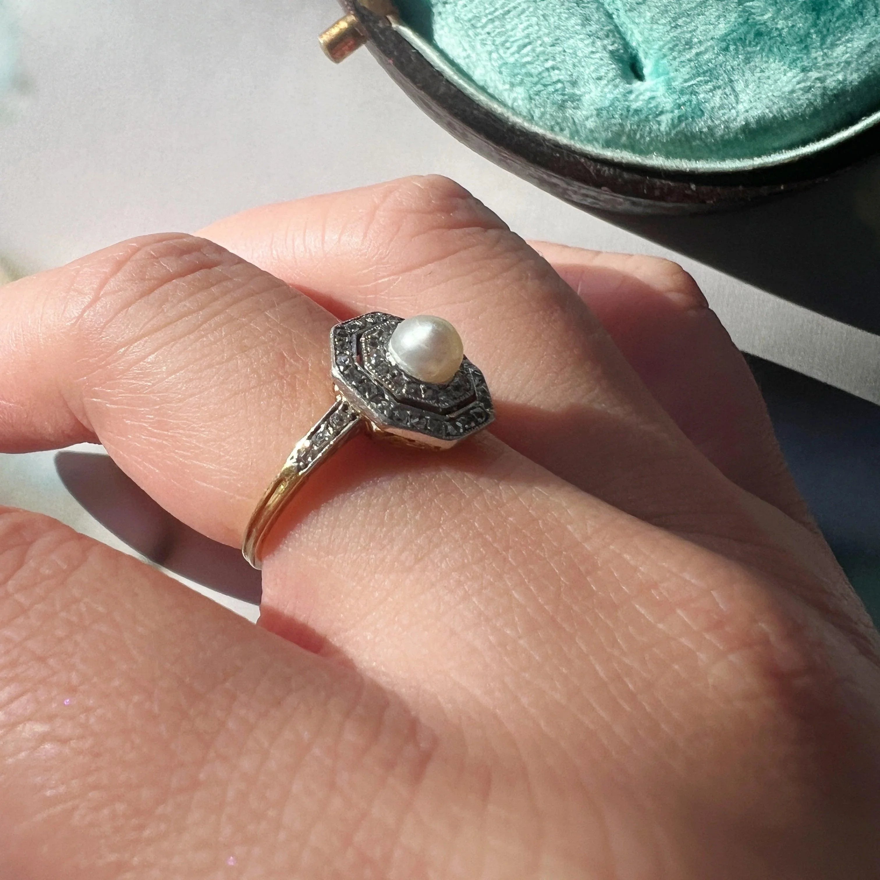 Art Deco 18K gold platinum diamond pearl ring - Curiously timeless