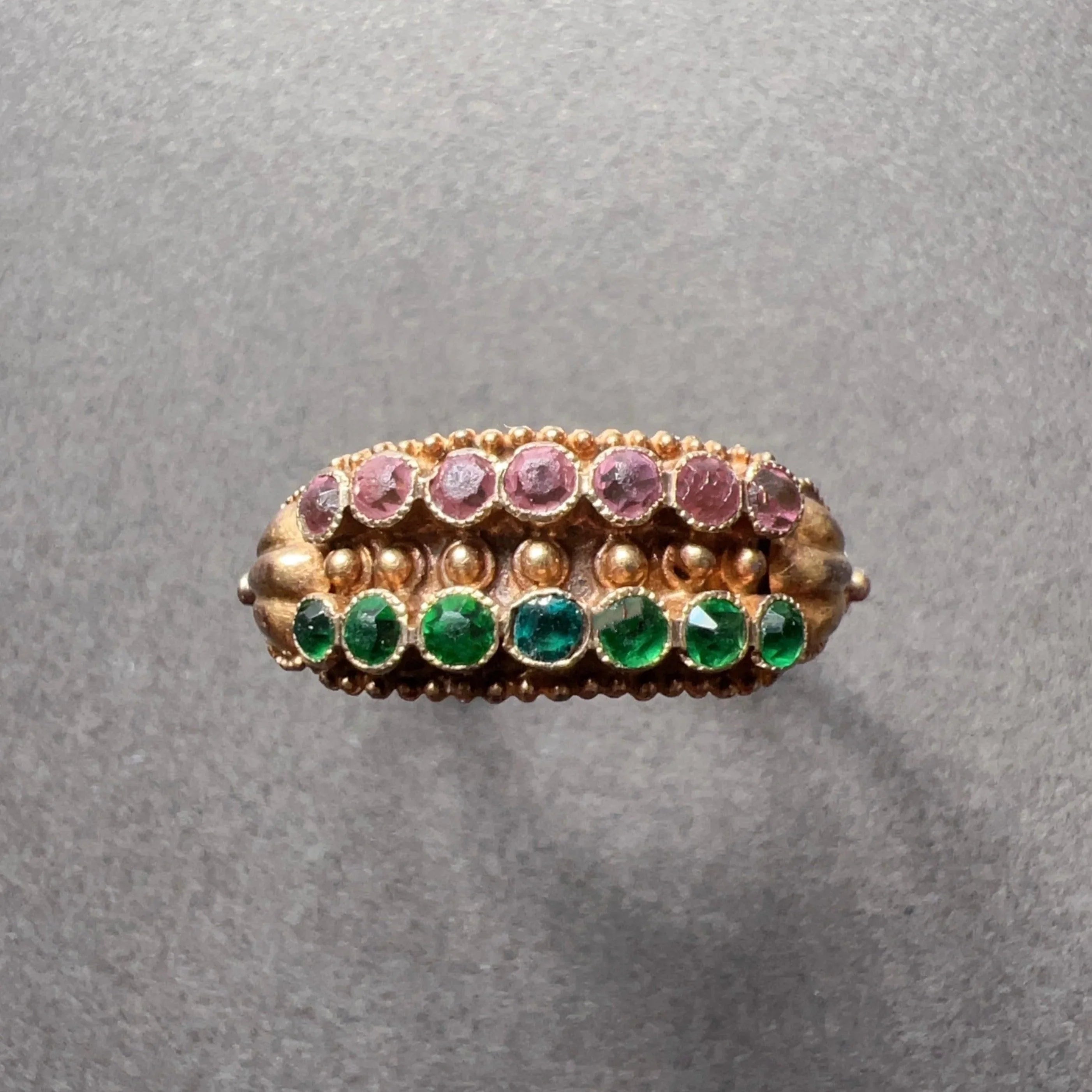 Georgian era 18K gold granulation half hoop ring - Curiously timeless