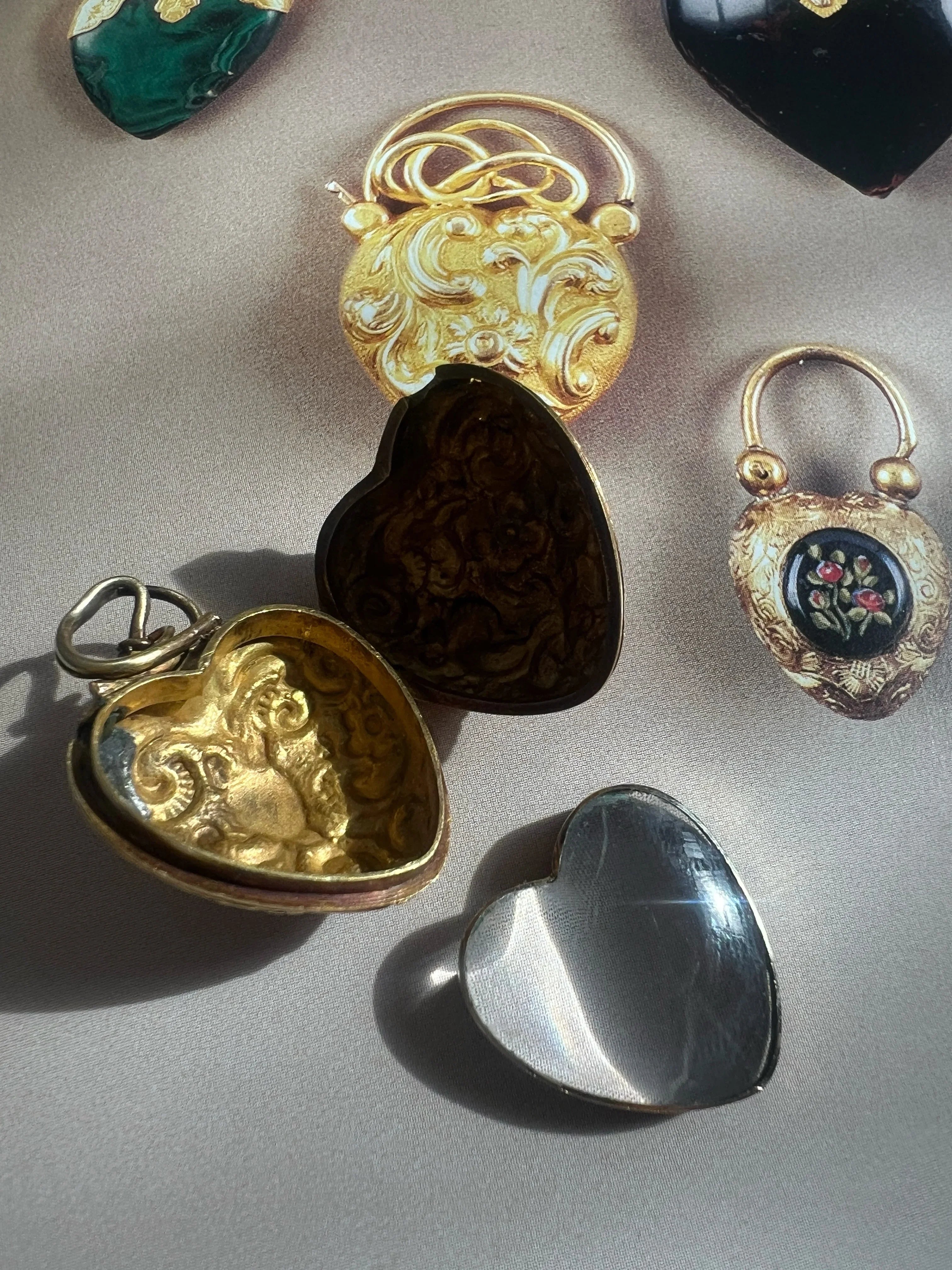 Antique 18K Gold Snake Heart turquoise Locket Pendant