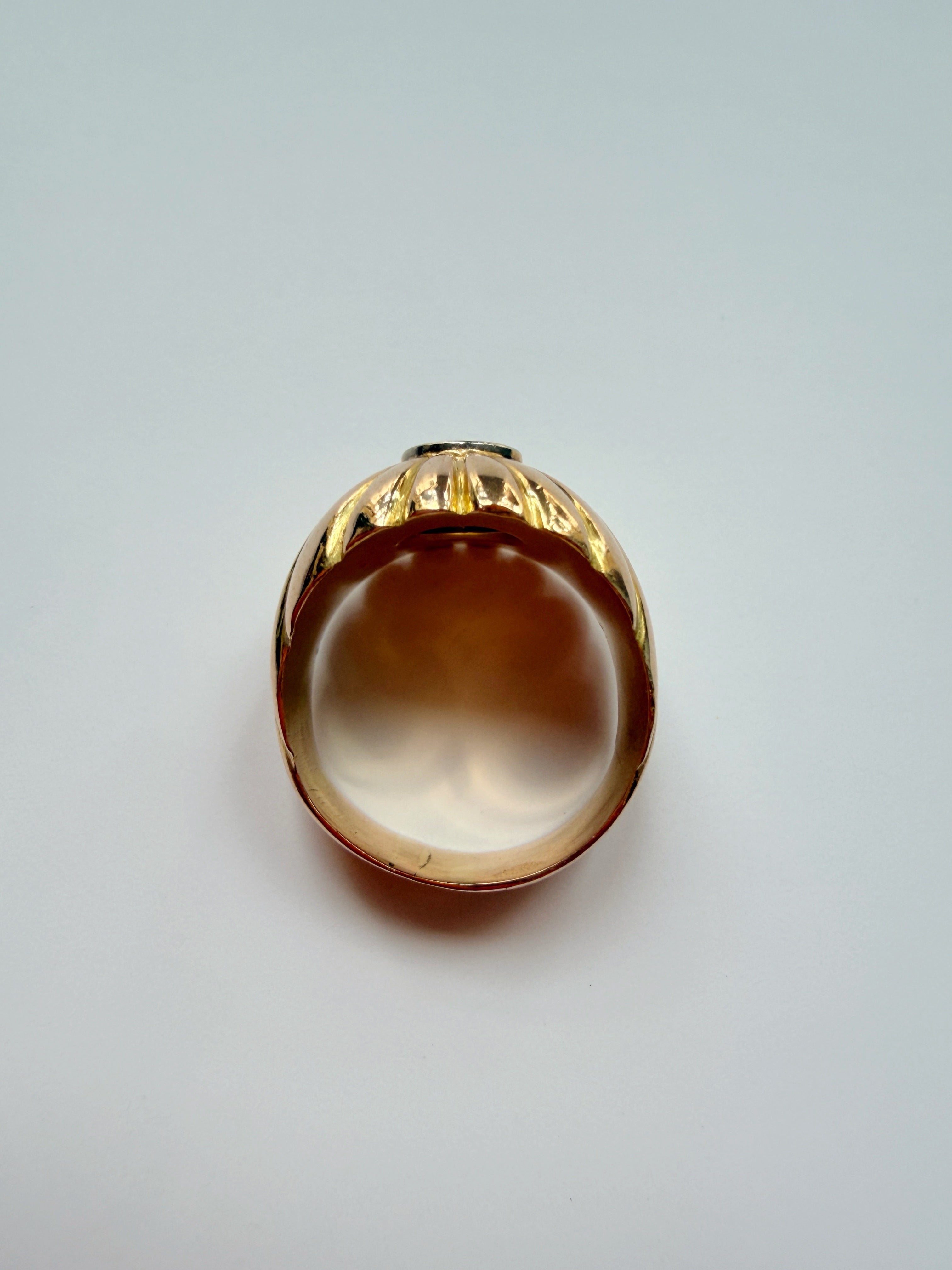 Vintage Retro 18K Gold Diamond Daisy Ring