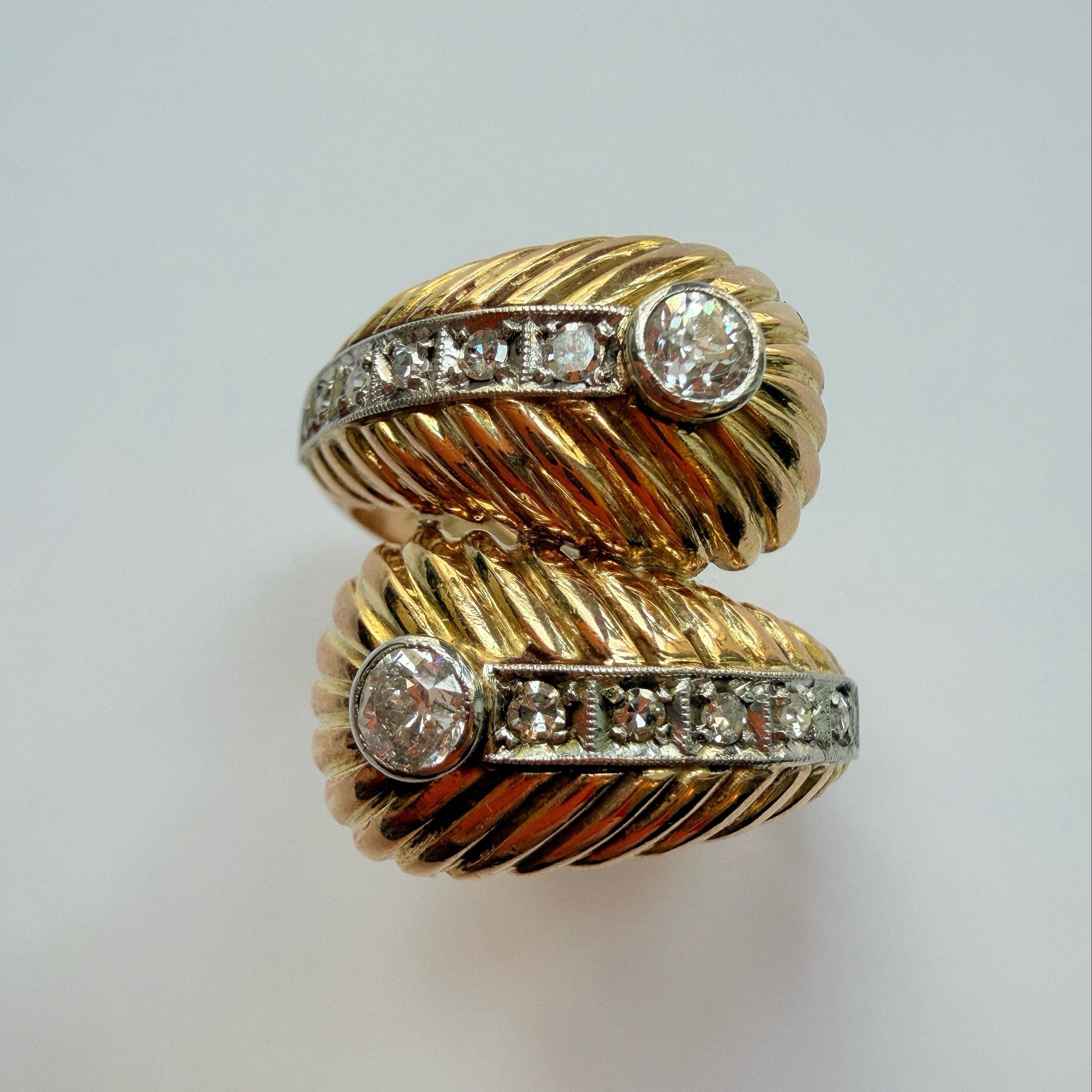 Vintage Retro Mid-Century 18K Gold Diamond Feather Ring
