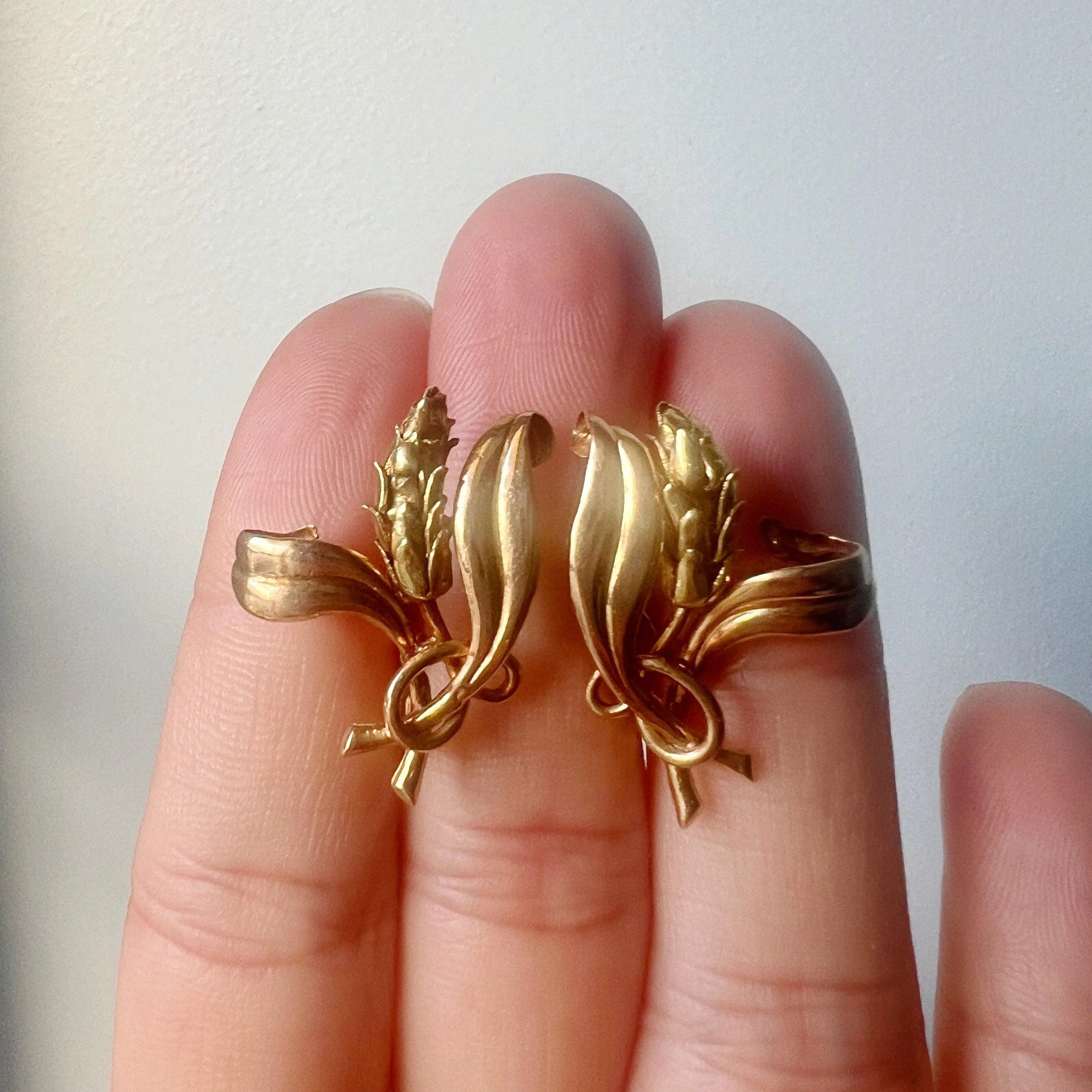 Vintage 18K gold wheat earrings - Curiously timeless