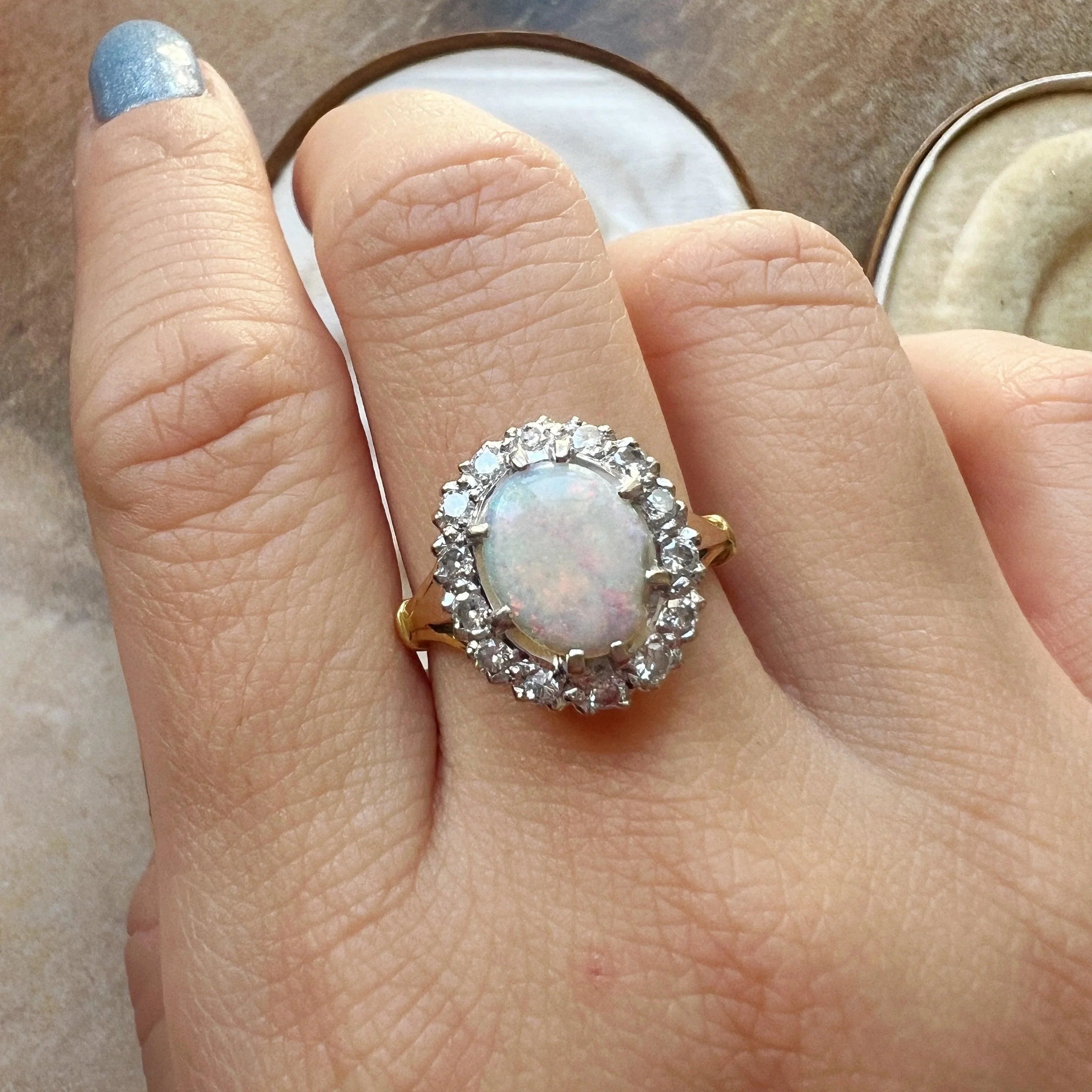 Antique 18K gold opal diamond cluster ring - Curiously timeless