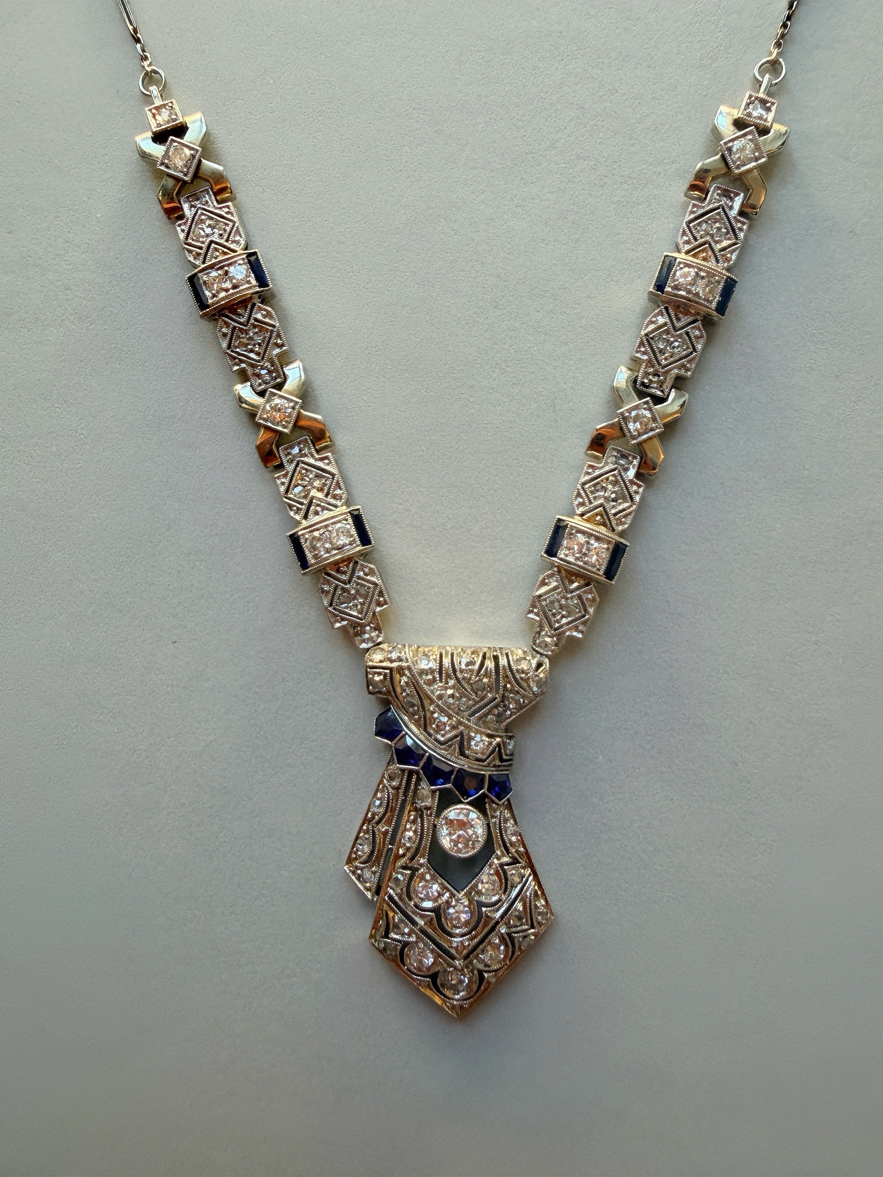 Art Deco French work 18K gold platinum diamond sapphire necklace