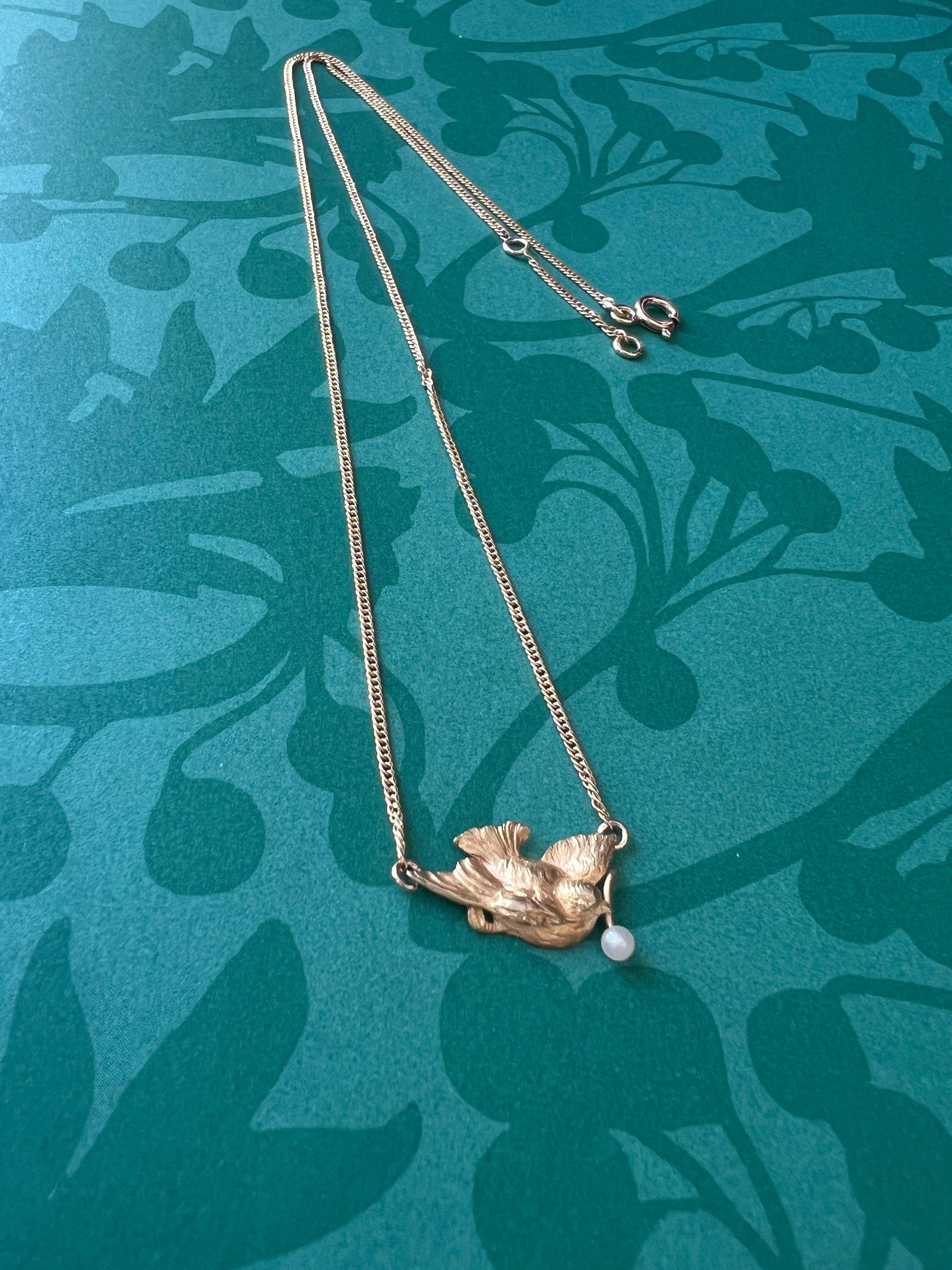 Antique 18K gold swallow necklace with natural pearl - Curiously timeless