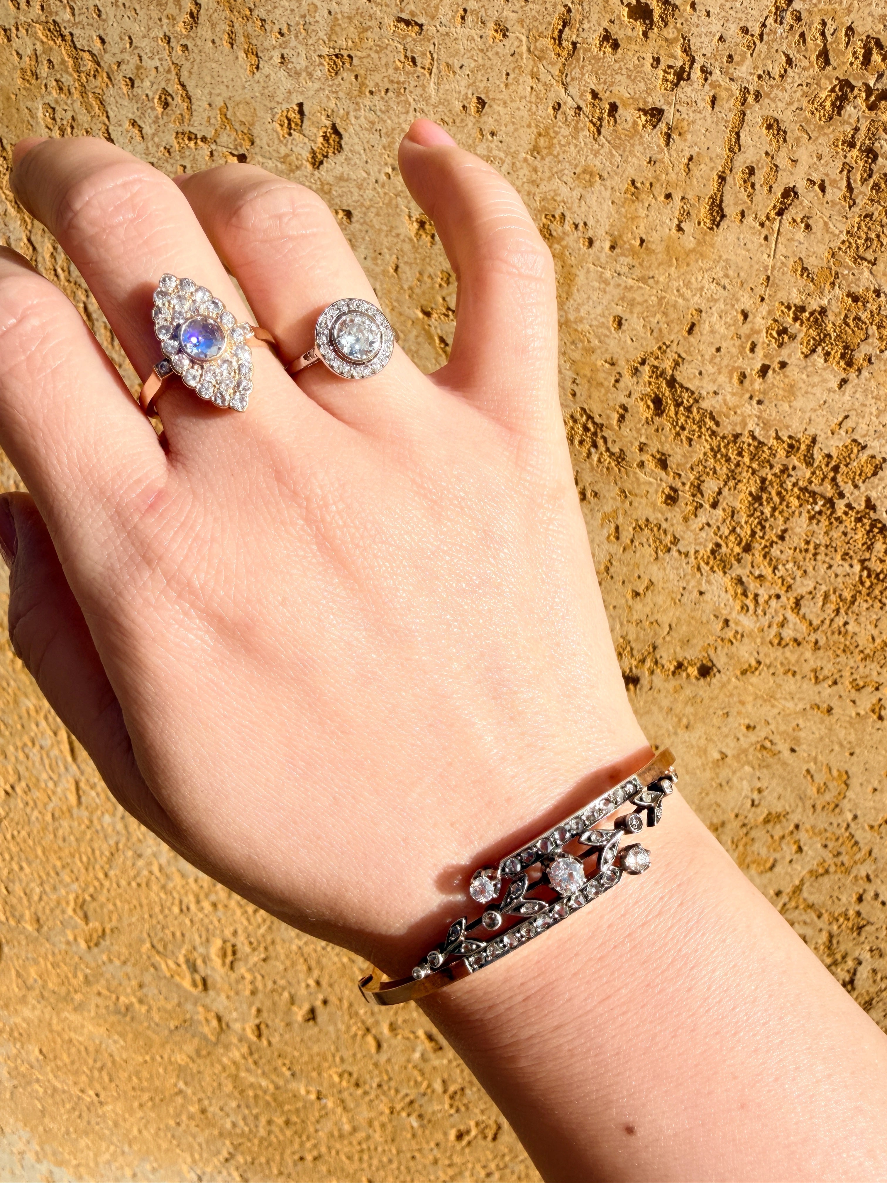 Antique Victorian era 18K gold diamond flower bracelet