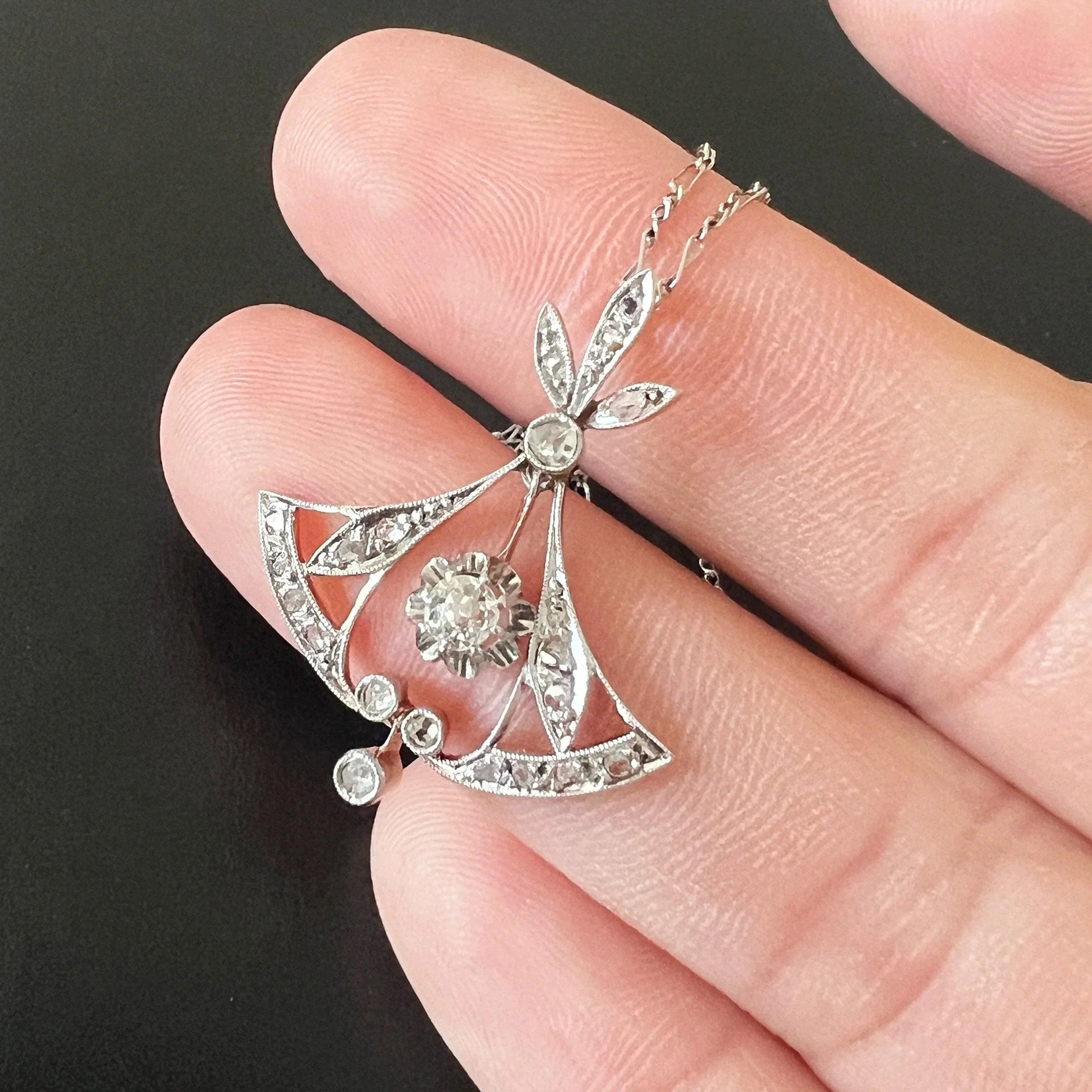 Edwardian/Belle Epoque 18K gold platinum diamond necklace - Curiously timeless