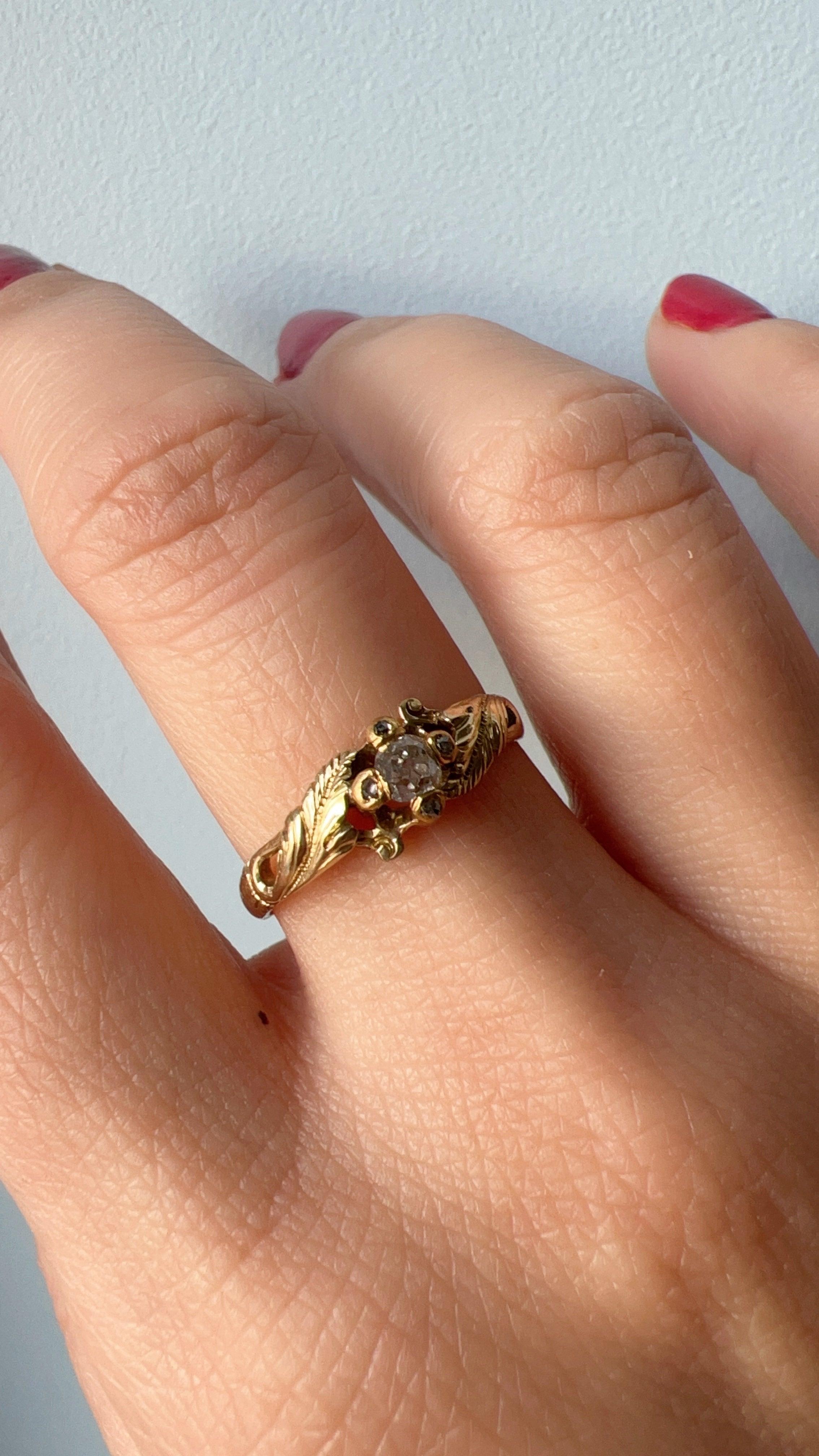 Victorian era 18K gold leaf shoulders diamond ring