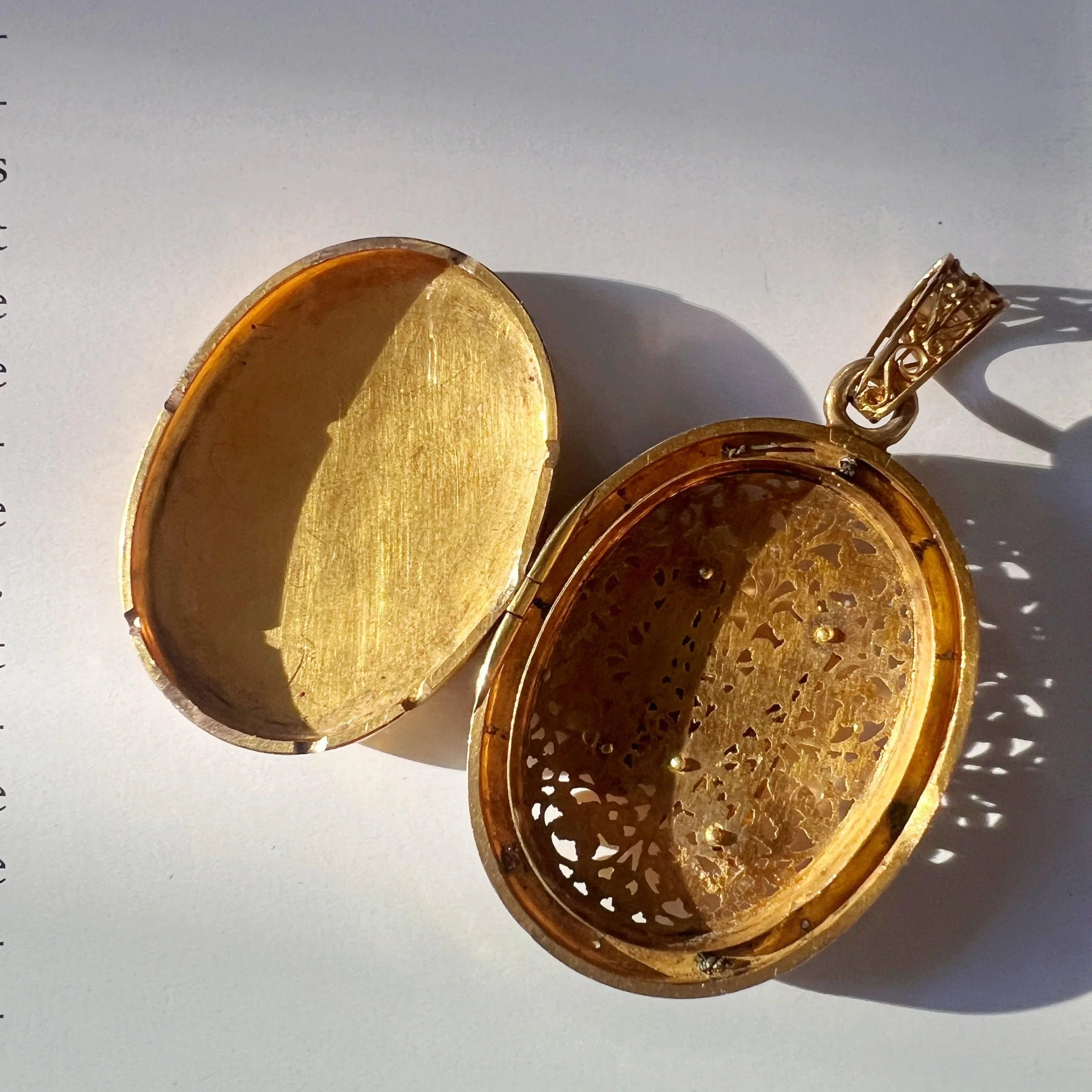 Victorian era 18K gold diamond natural pearl “M” locket pendant - Curiously timeless