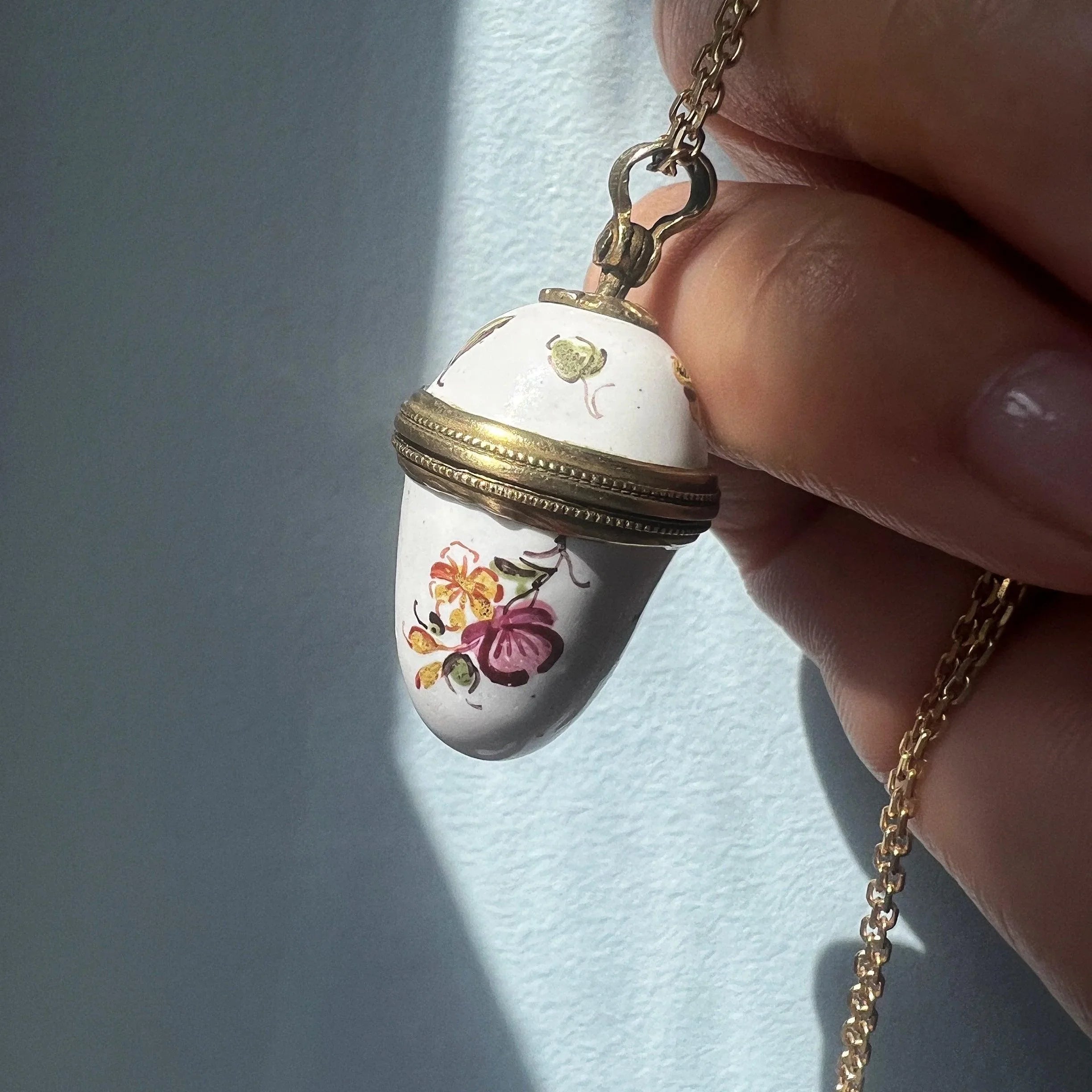 Rare Georgian era enamel flower egg salt bottle locket pendant - Curiously timeless