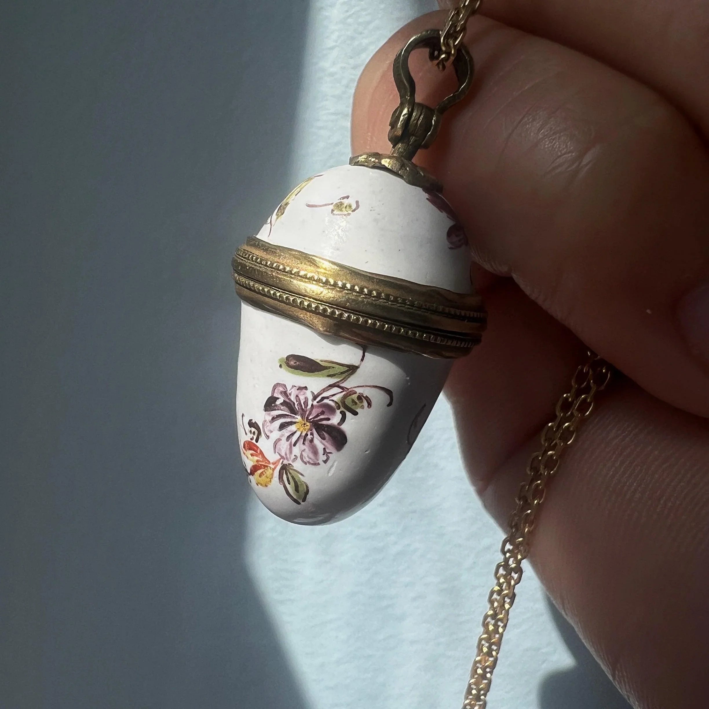 Rare Georgian era enamel flower egg salt bottle locket pendant - Curiously timeless