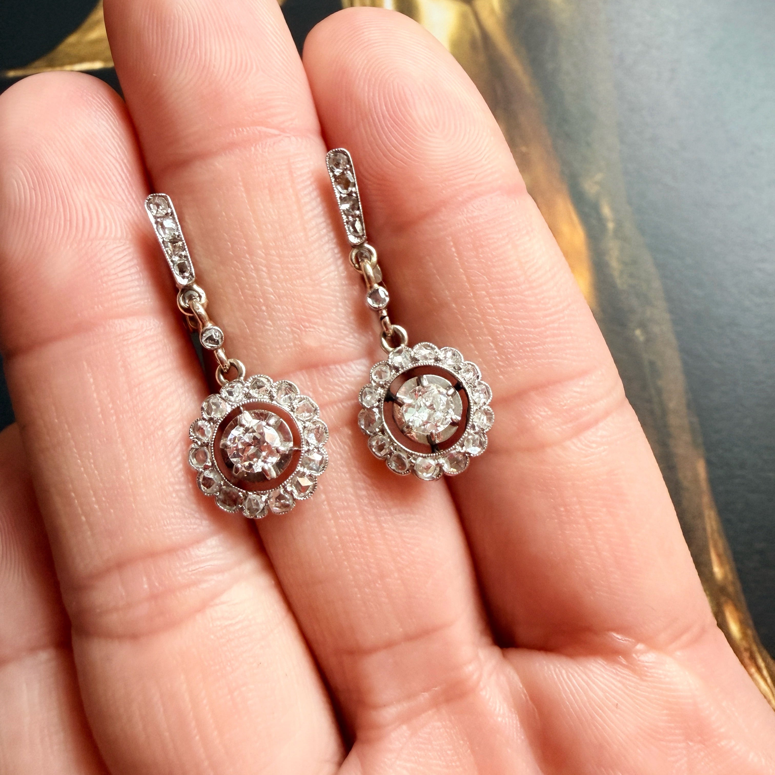 Edwardian/Belle epoque 18K gold diamond trembling earrings