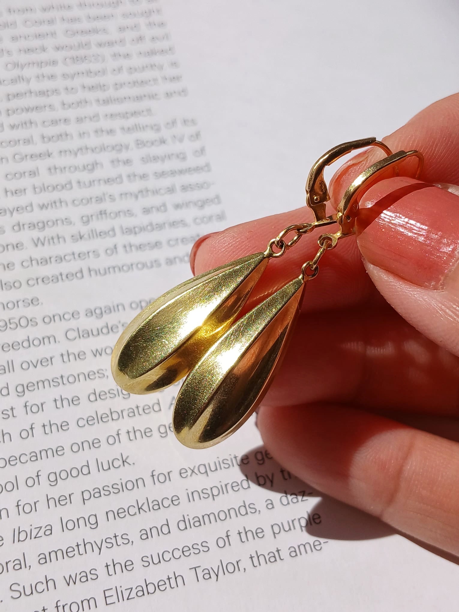 18K yellow gold textured Teardrop Diamond Earrings