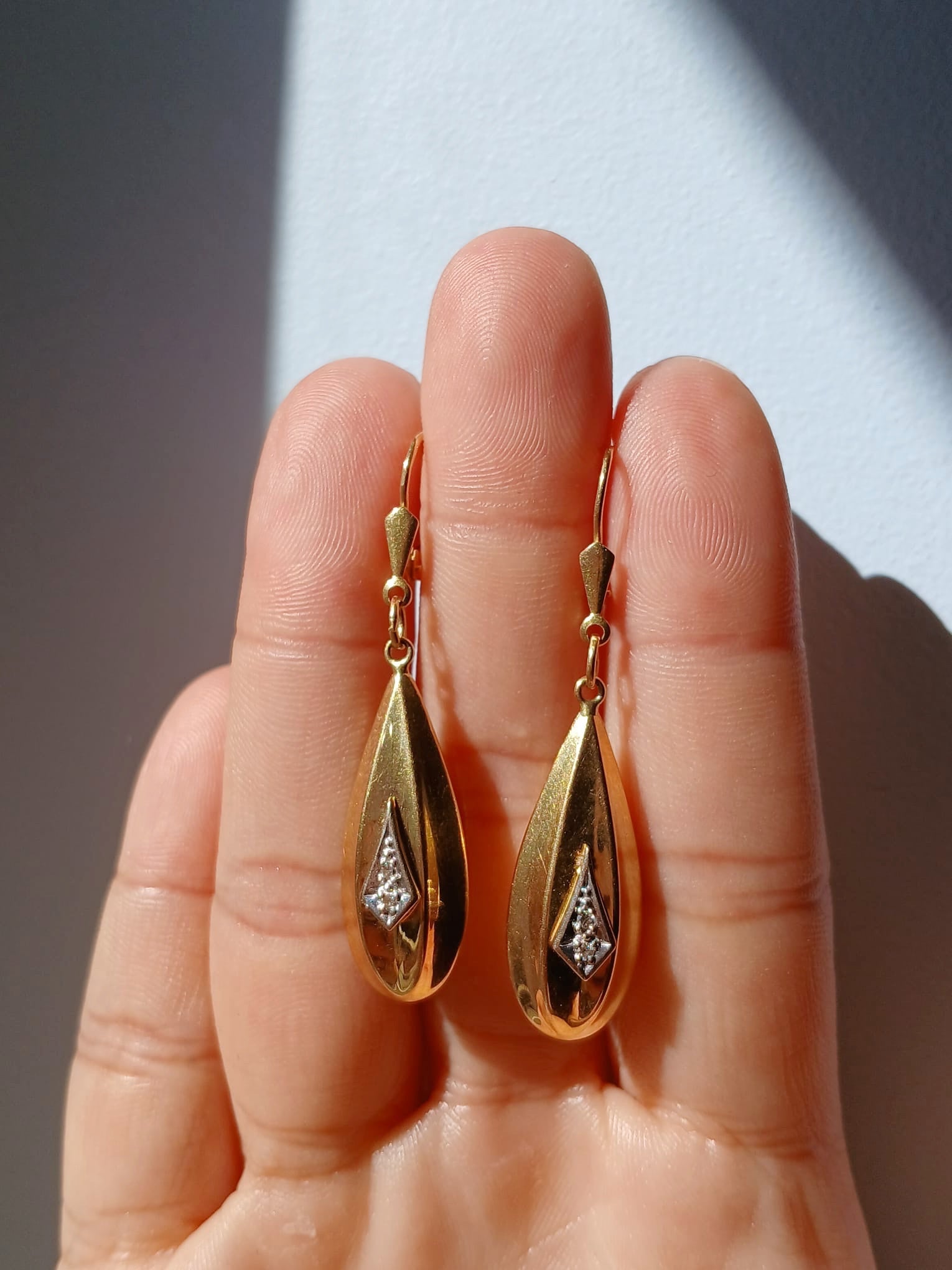 18K Yellow Gold Textured Teardrop Diamond Earrings