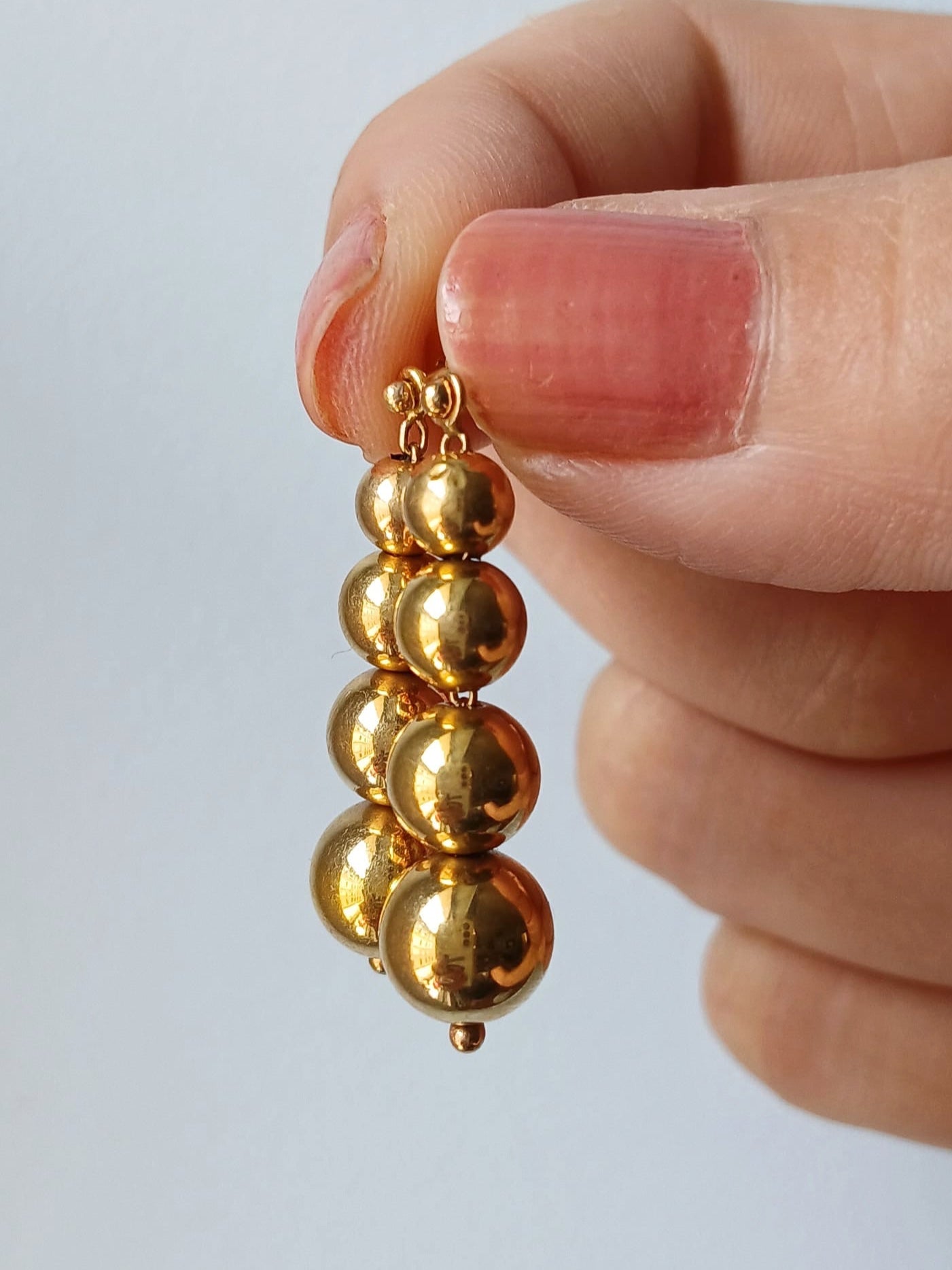 French vintage 18K gold graduated bead drop earrings