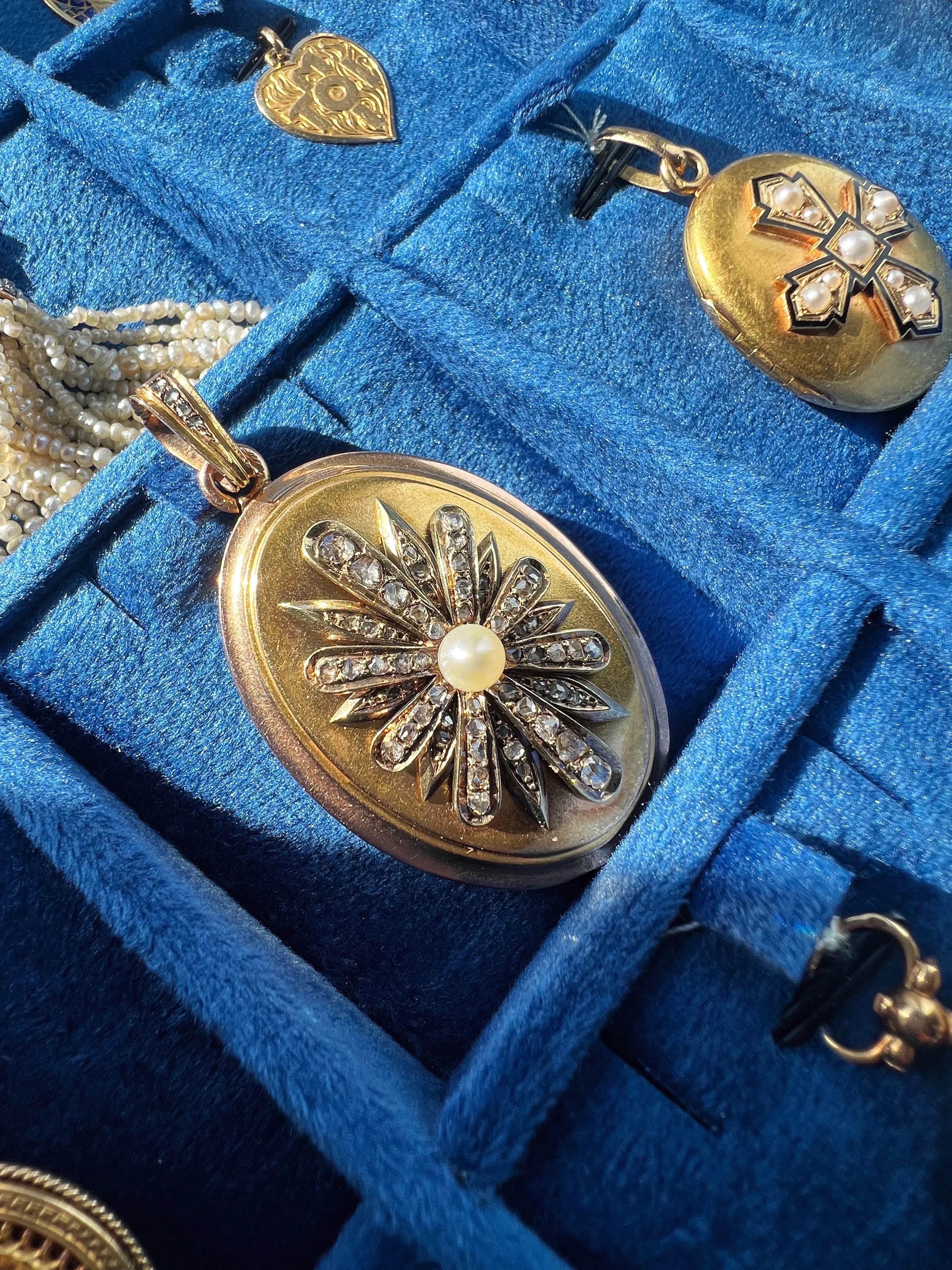 Victorian 18K Gold Diamond natural Pearl Daisy Locket Pendant
