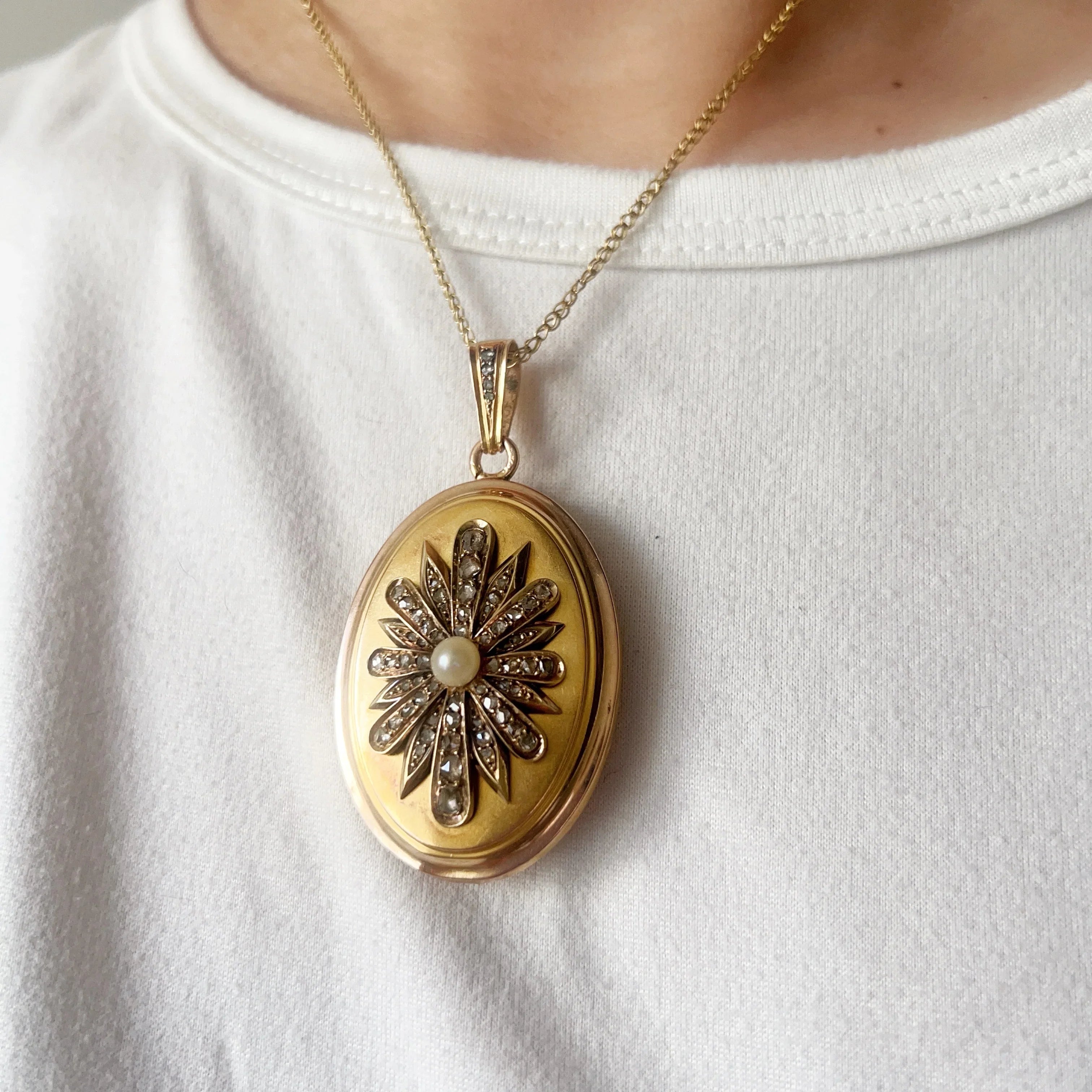 Victorian 18K Gold Diamond natural Pearl Daisy Locket Pendant