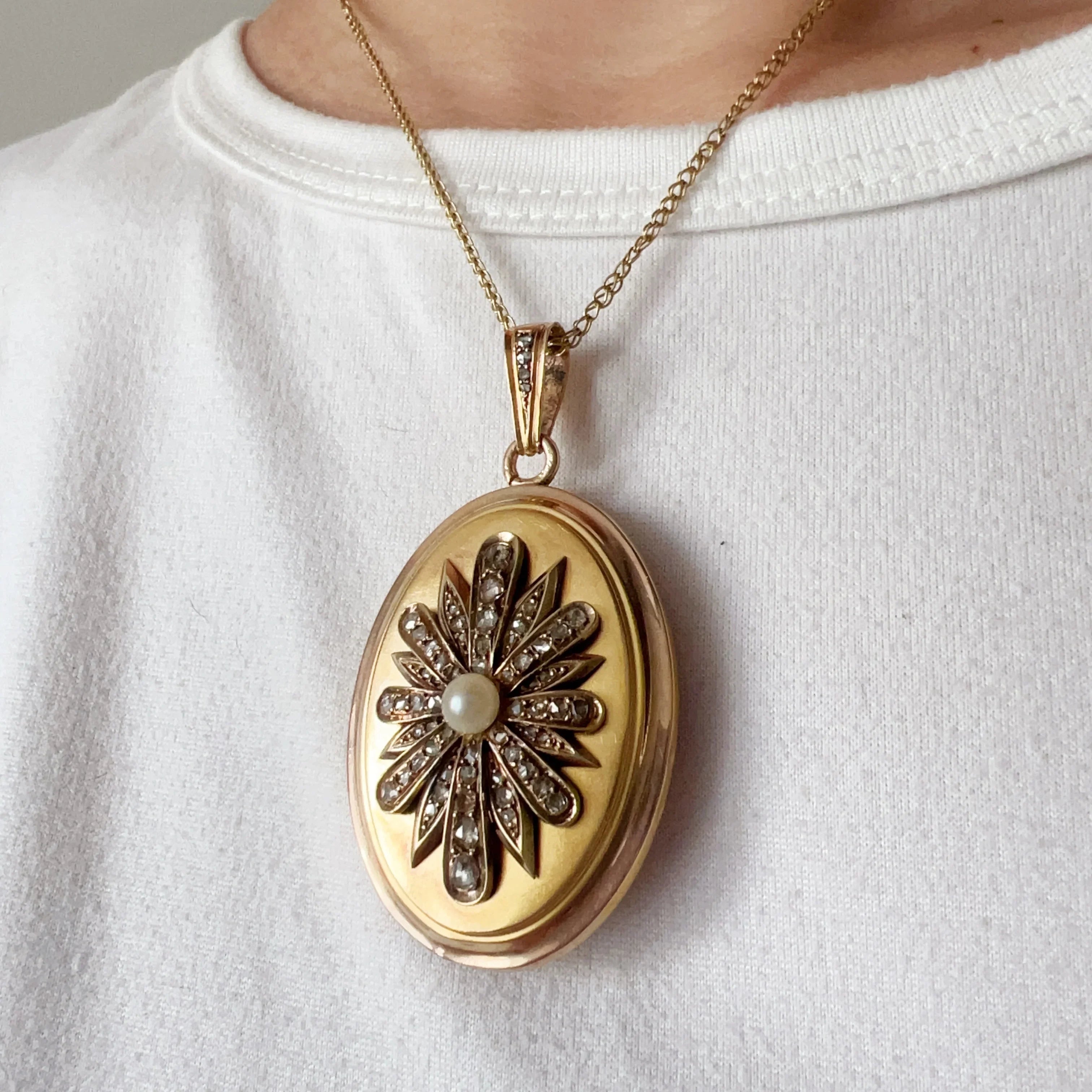 Victorian 18K Gold Diamond natural Pearl Daisy Locket Pendant