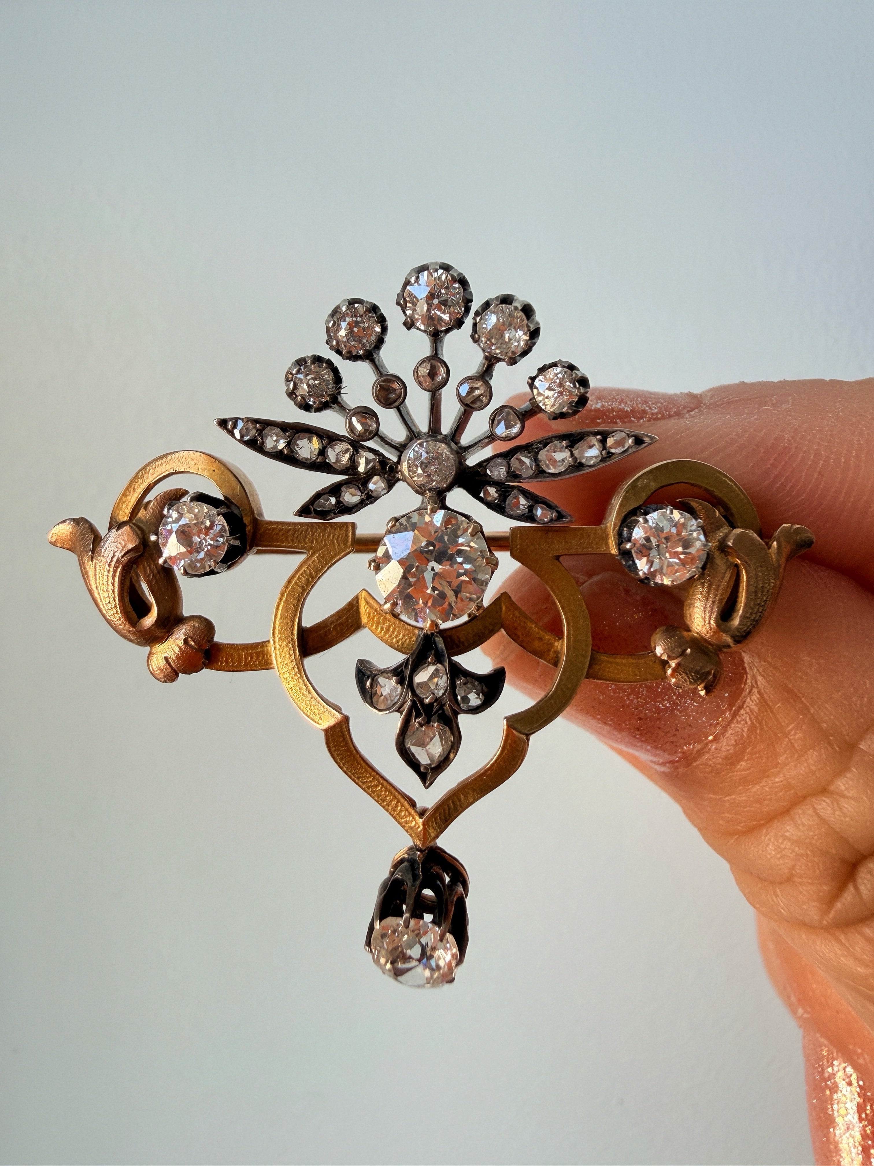 Antique French 18K gold Diamond Brooch