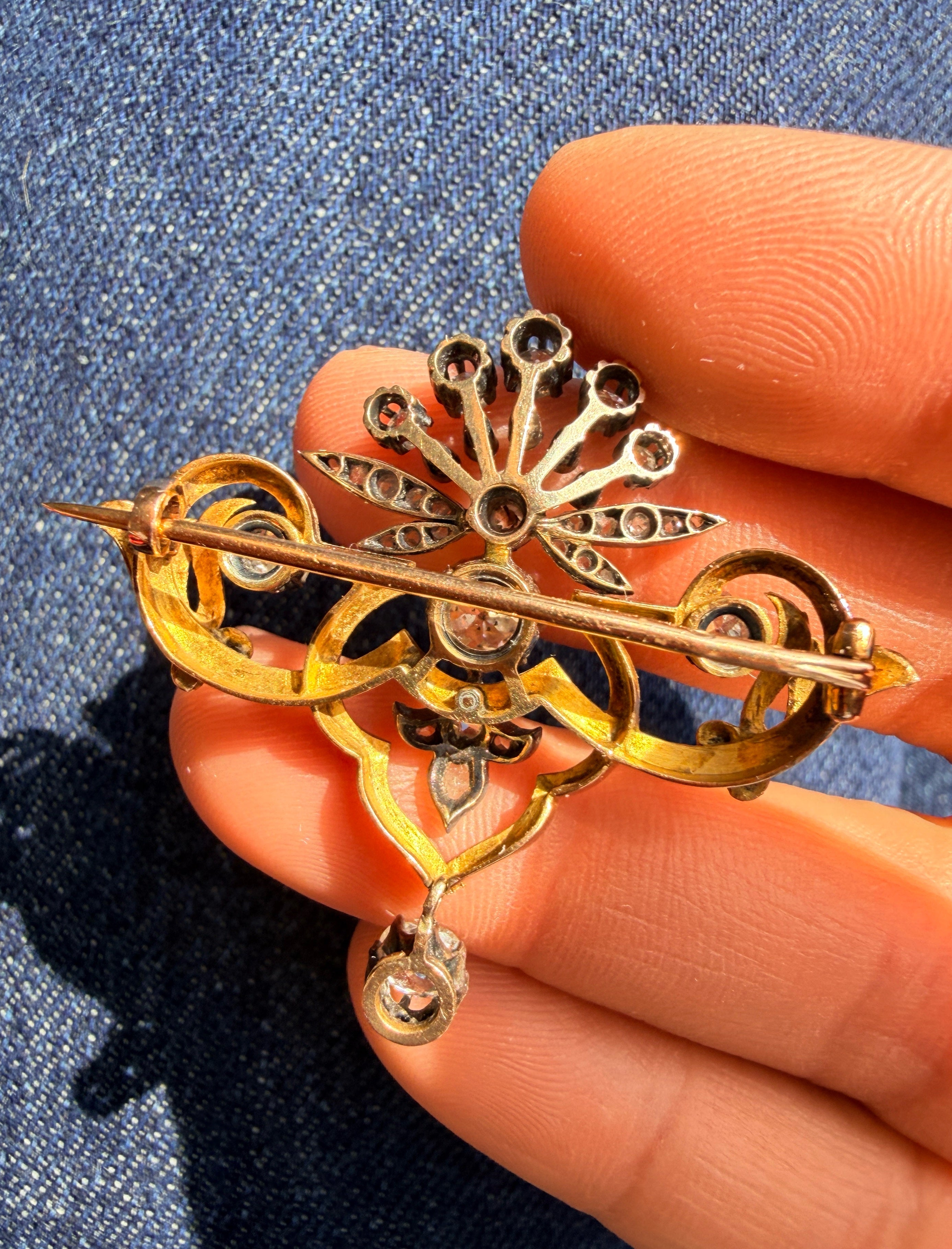 Antique French 18K gold Diamond Brooch