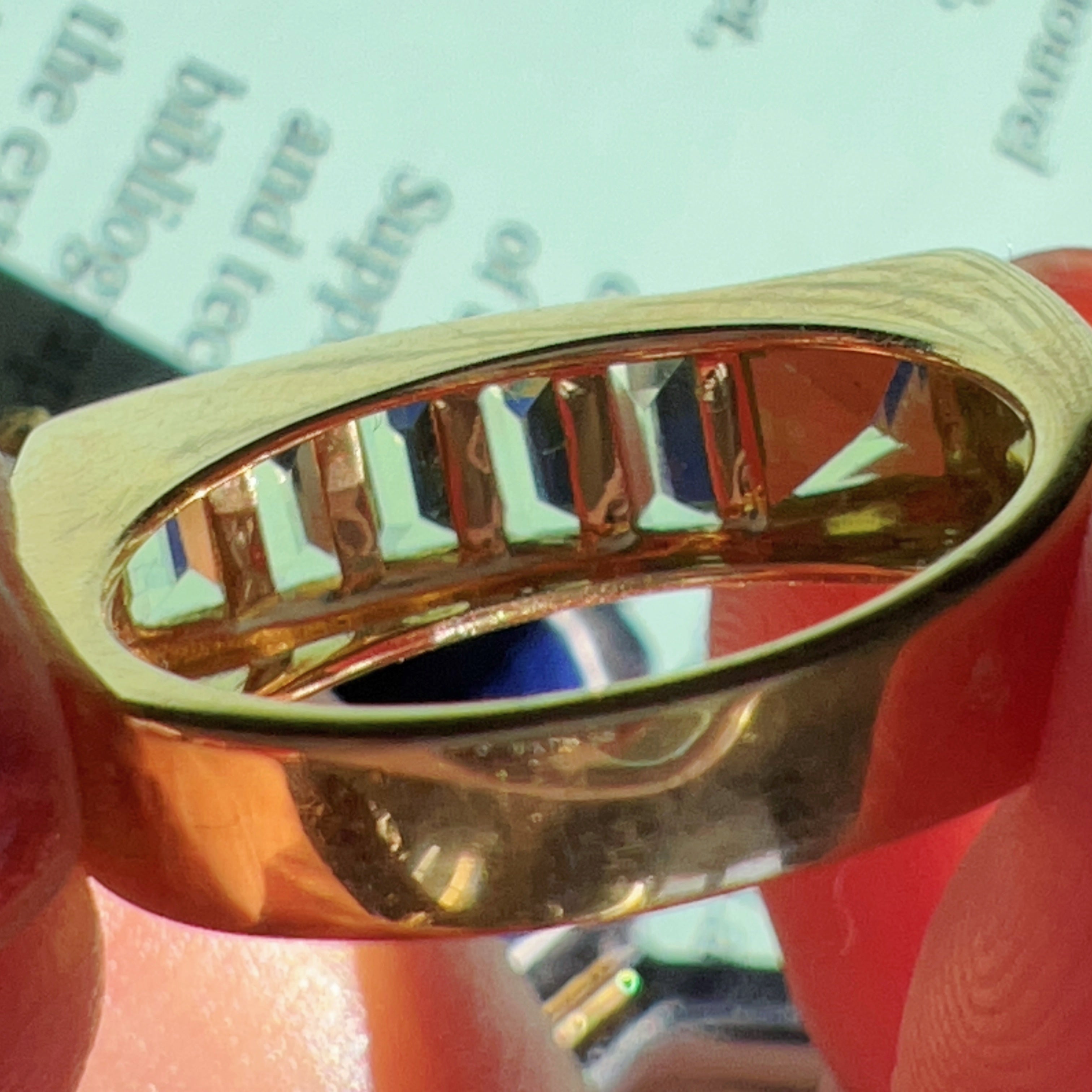 French 1940s 18K Yellow Gold Tank Ring with Peridots