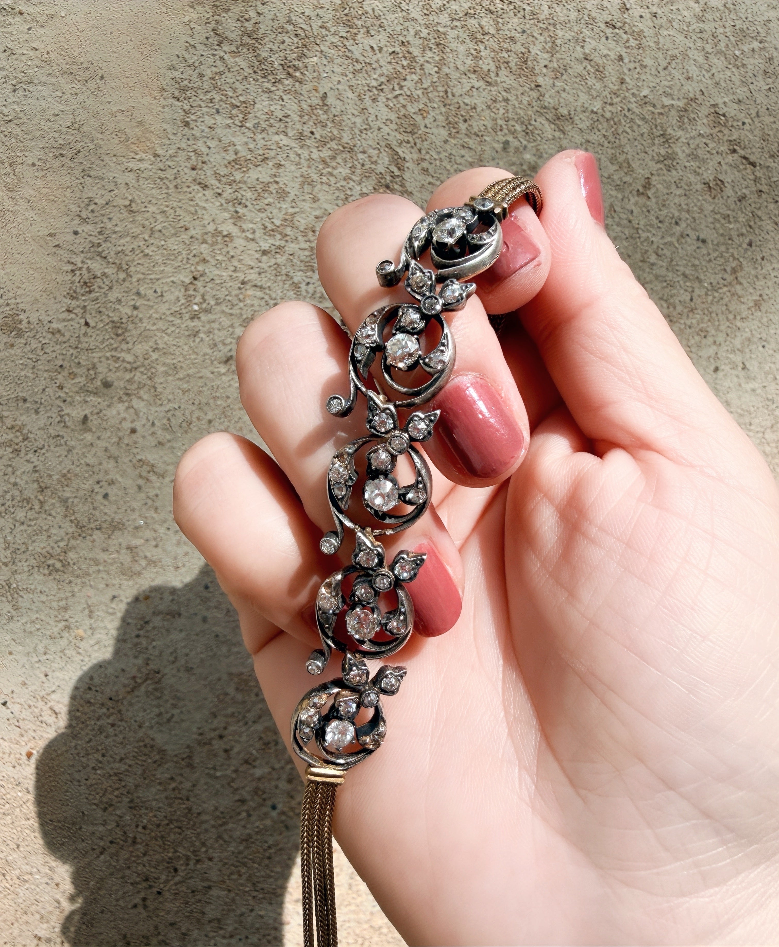 Antique Victorian 18K gold floral diamond link bracelet