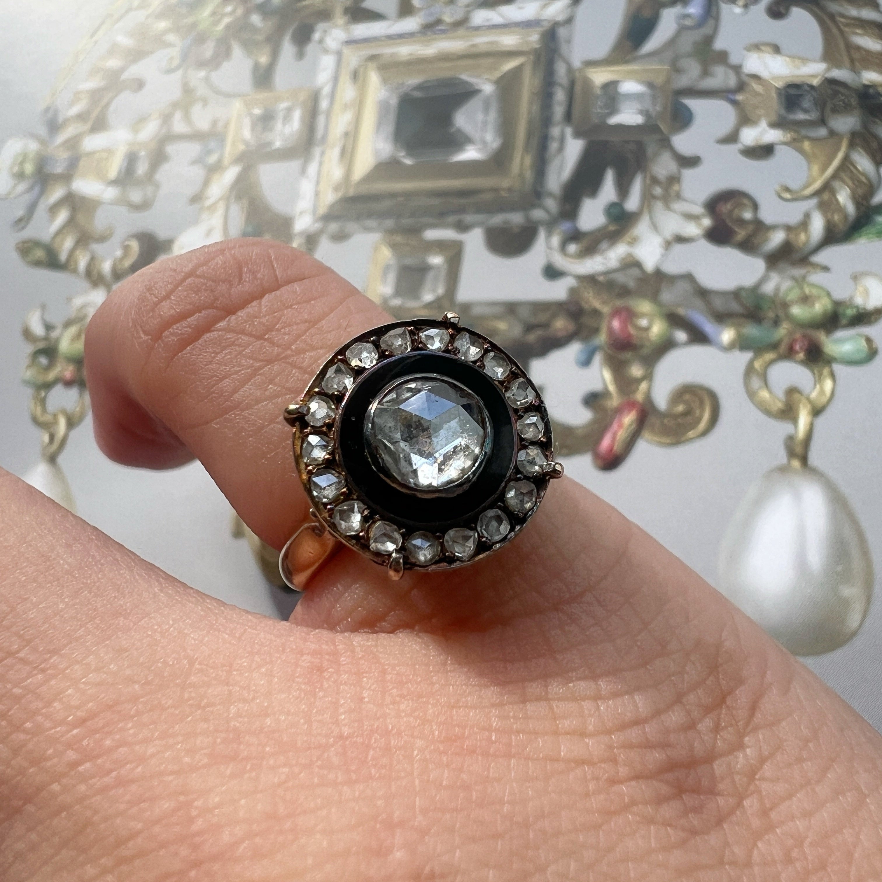 Antique French 18K Gold Rose Cut Diamond Ring