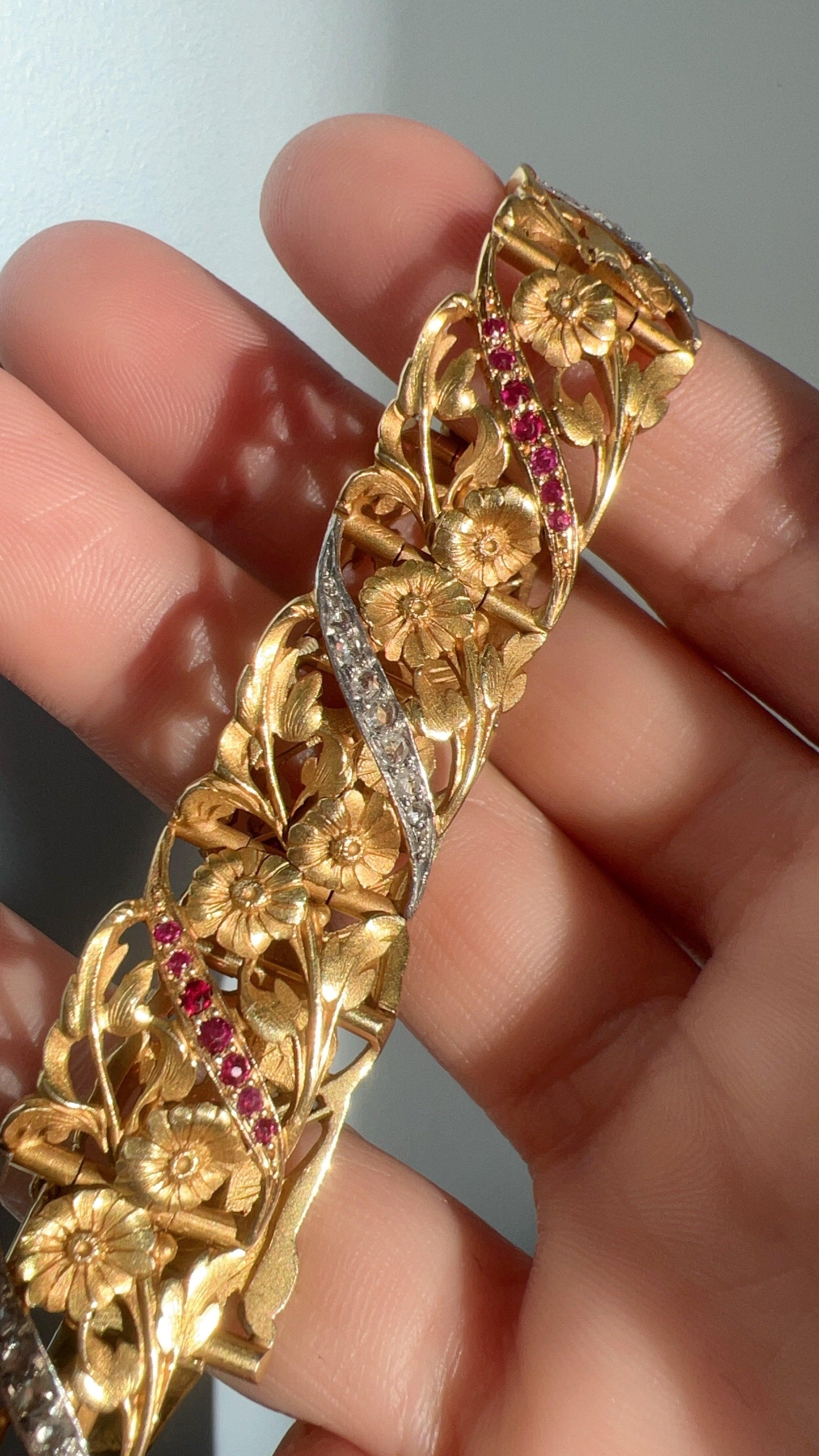 Museum quality French Art Nouveau 18K gold diamond ruby flower bracelet