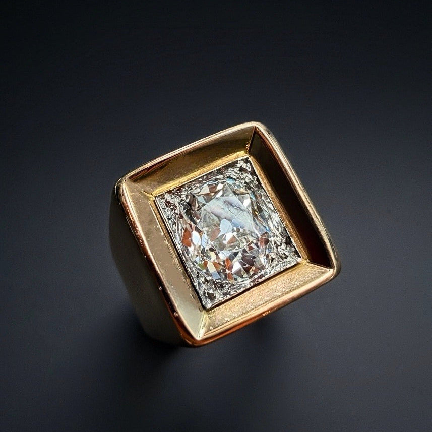French 18K yellow gold 1.5ct old mine cut diamond signet ring