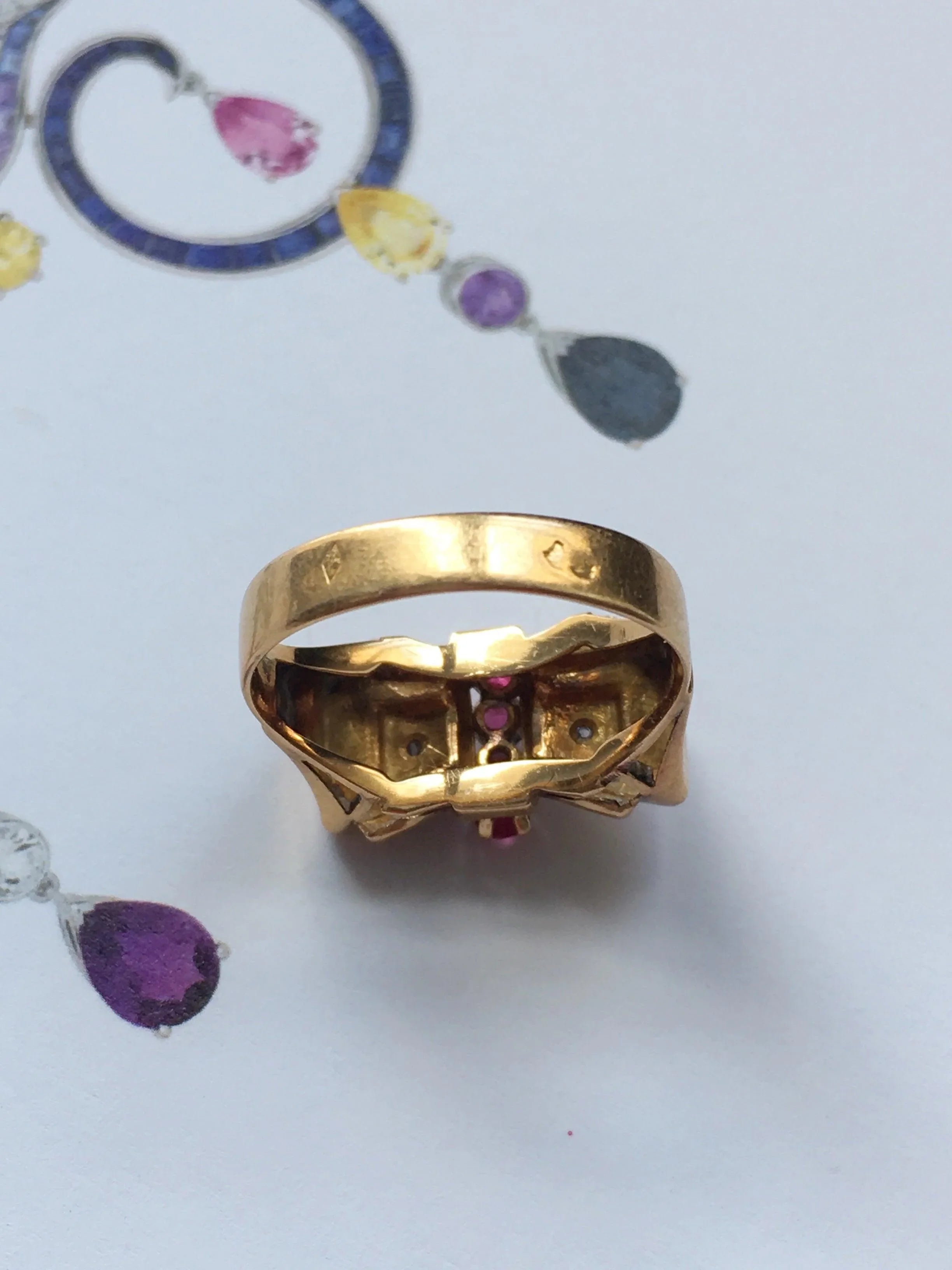 Sweet 18K gold platinum diamond ruby bow & tank cocktail ring - Curiously timeless